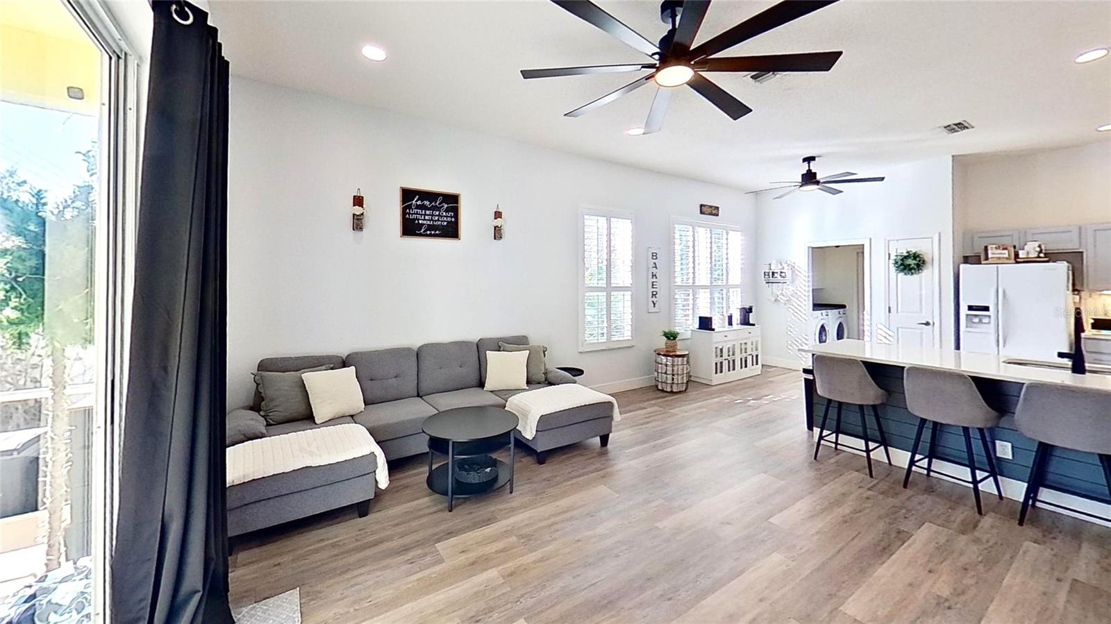 WOODMERE LAKES - Residential