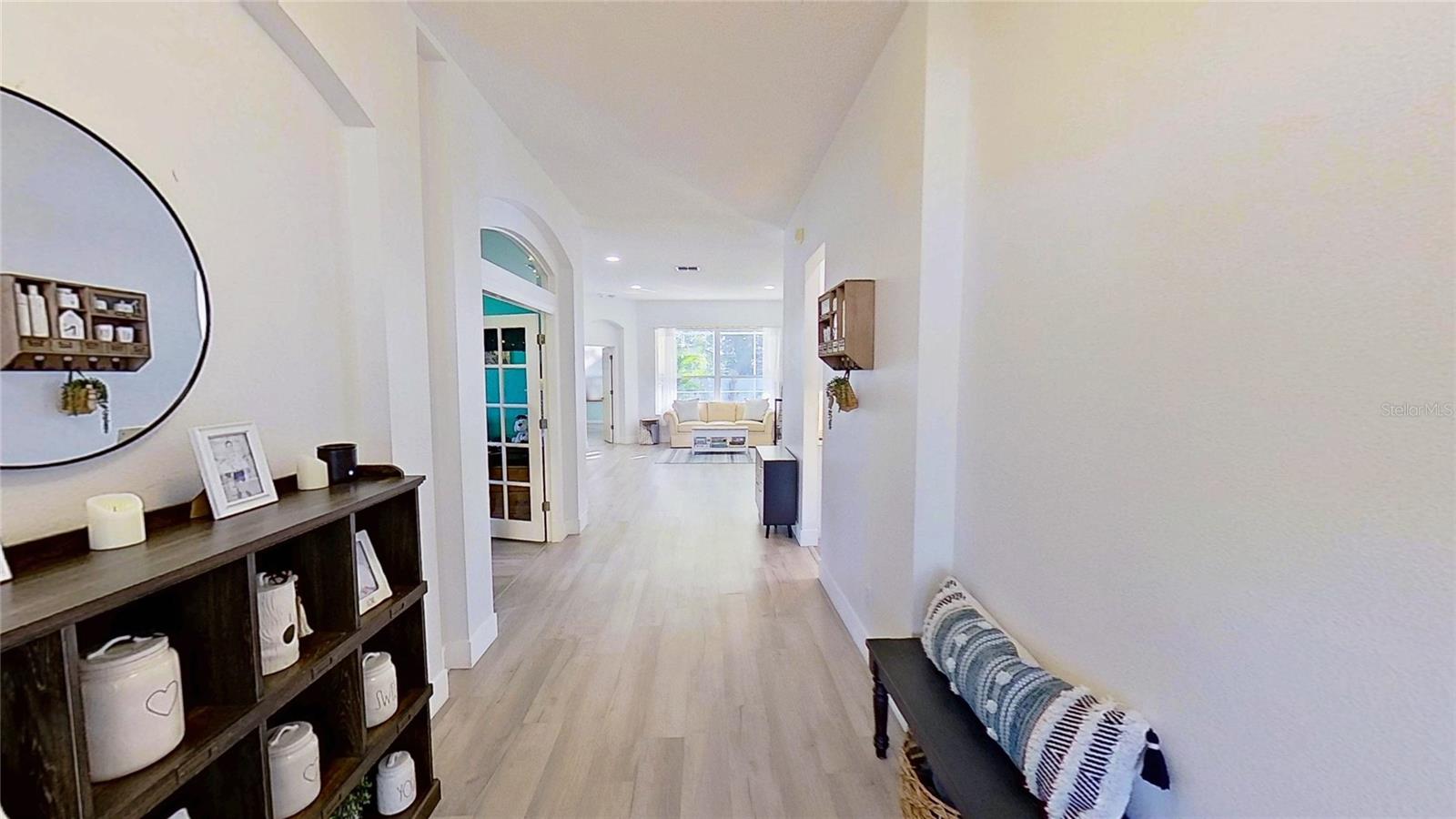 WOODMERE LAKES - Residential