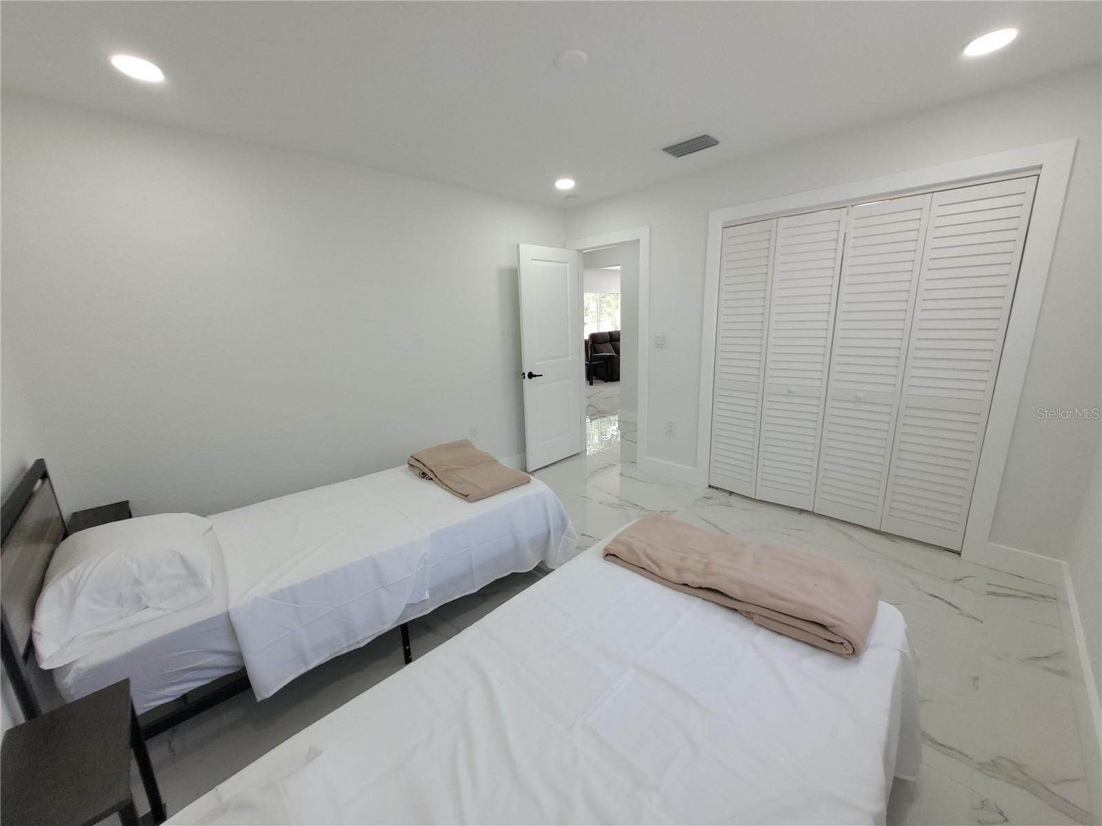 TEMPLE TERRACE GARDENS 2 - Residential