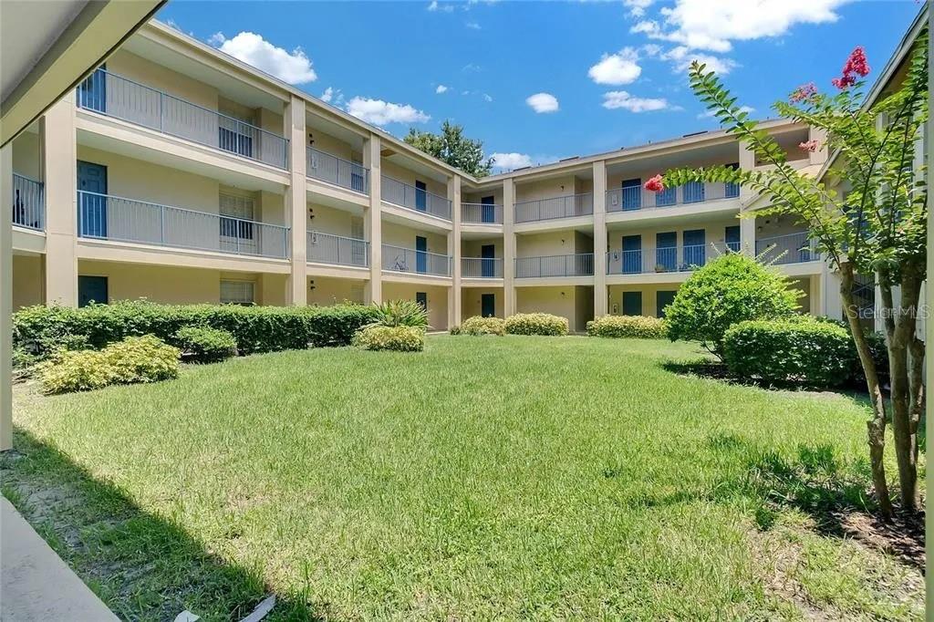Photo of 7310 Westpointe Boulevard #623, Orlando, FL 32835 (MLS # O6422890)