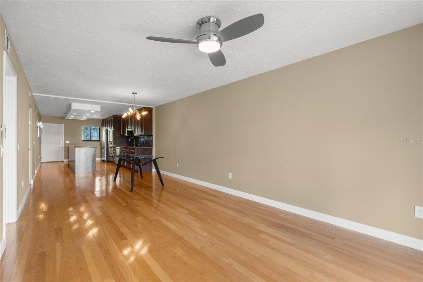 BRIDGEHAMPTON BAY CONDO - Residential