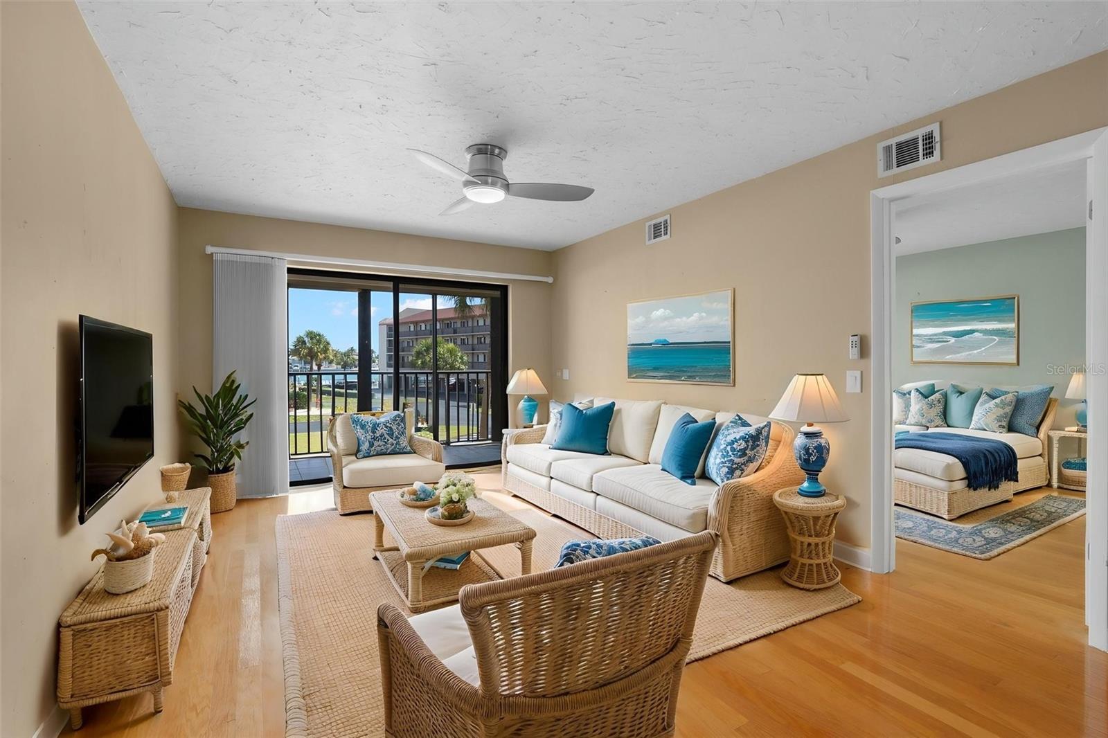 BRIDGEHAMPTON BAY CONDO - Residential