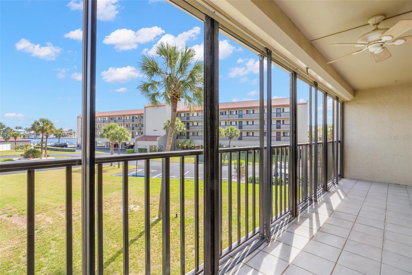 BRIDGEHAMPTON BAY CONDO - Residential