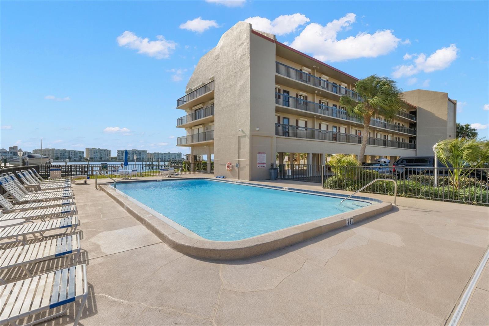 BRIDGEHAMPTON BAY CONDO - Residential