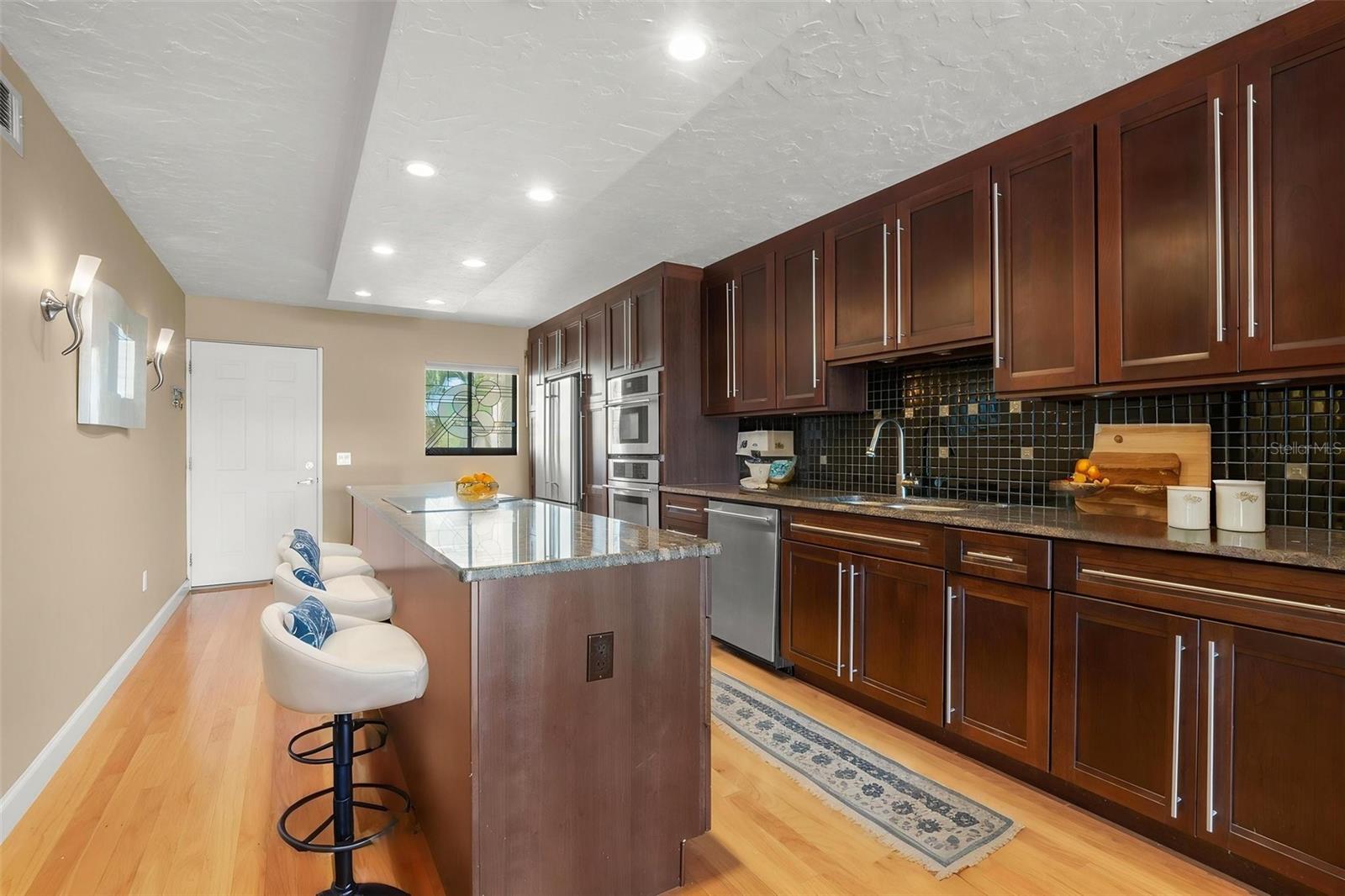 BRIDGEHAMPTON BAY CONDO - Residential