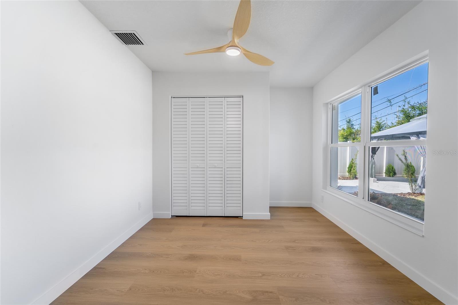 WINSTON PARK - Residential