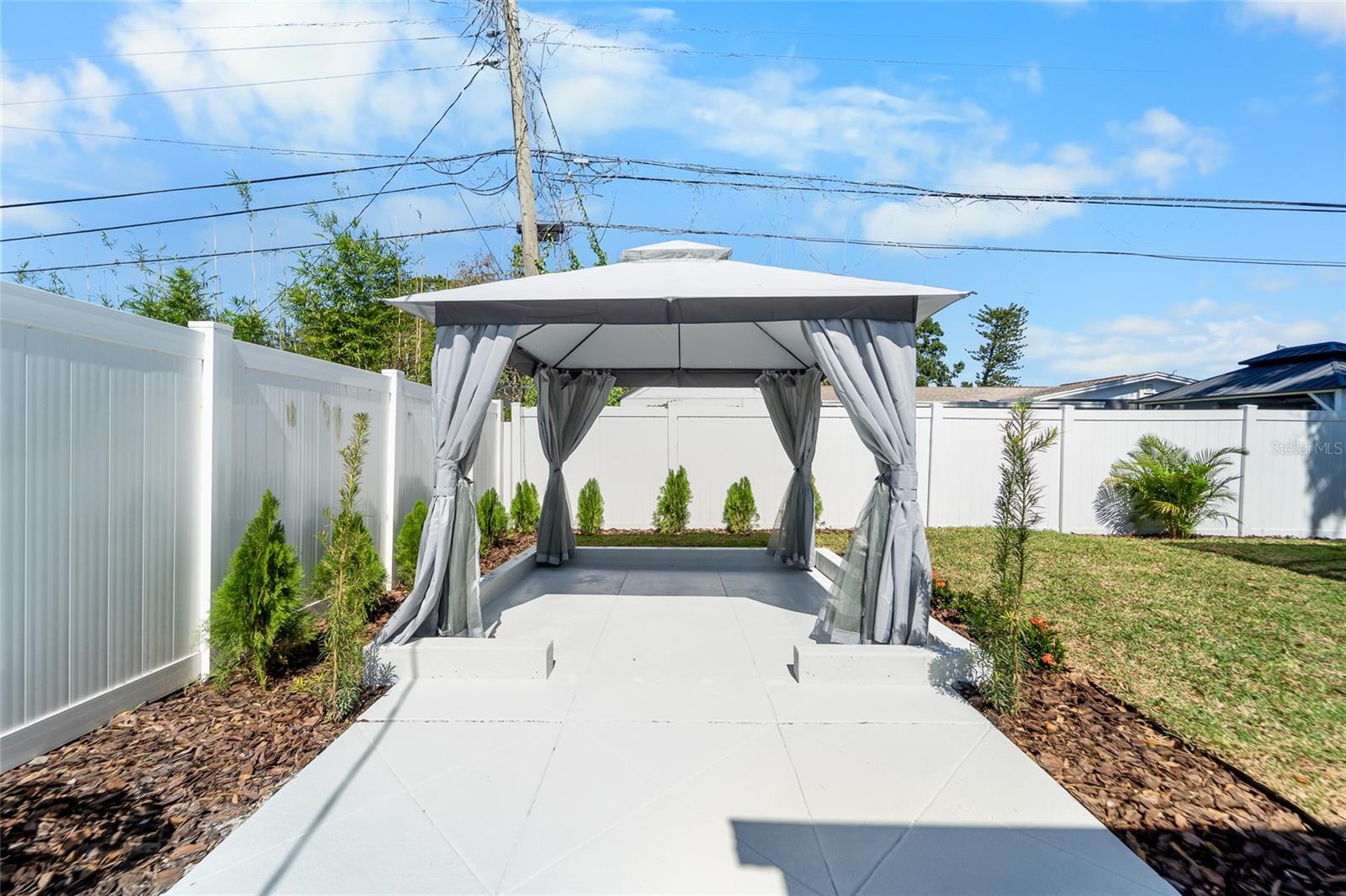 WINSTON PARK - Residential