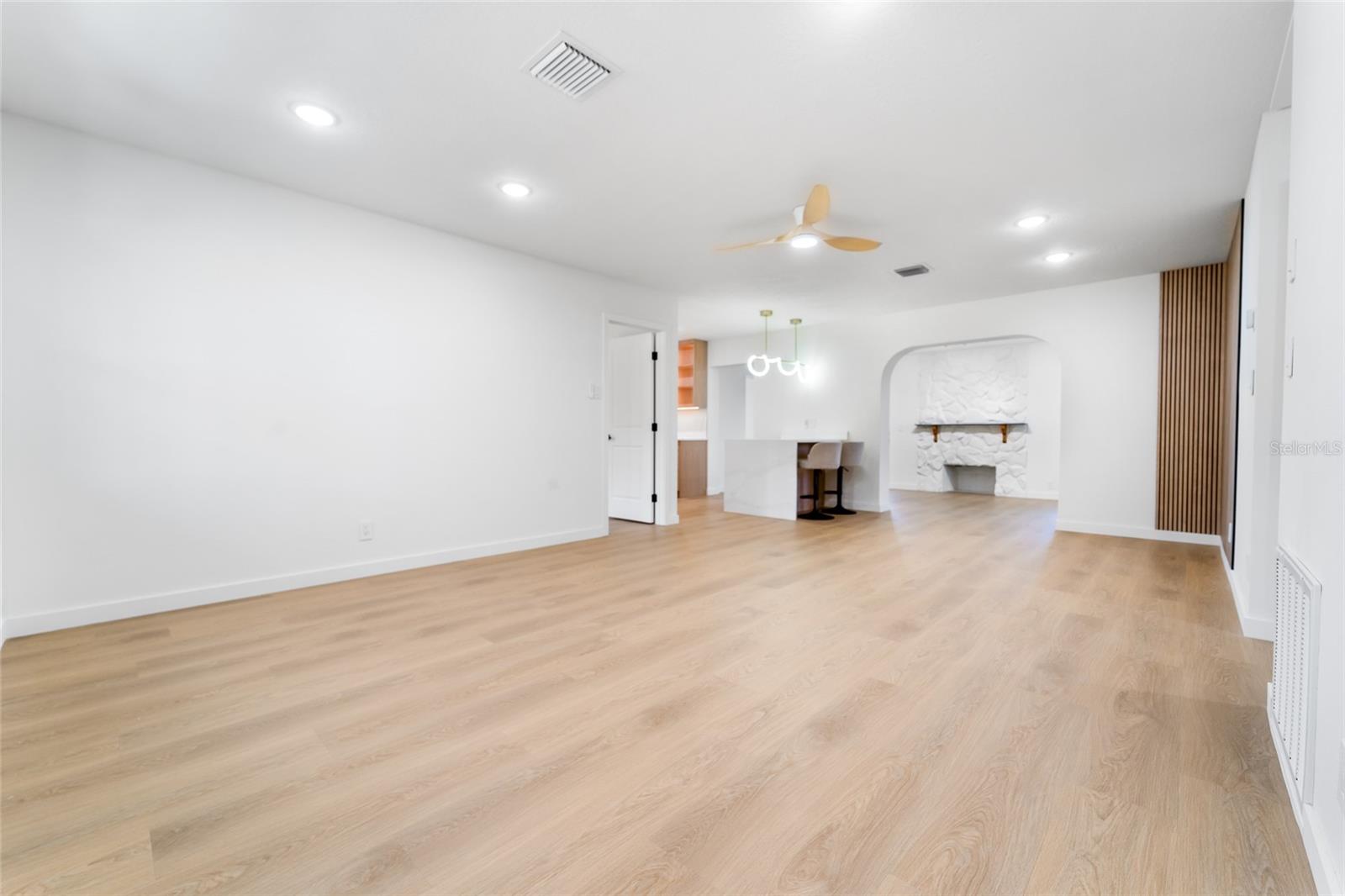 WINSTON PARK - Residential