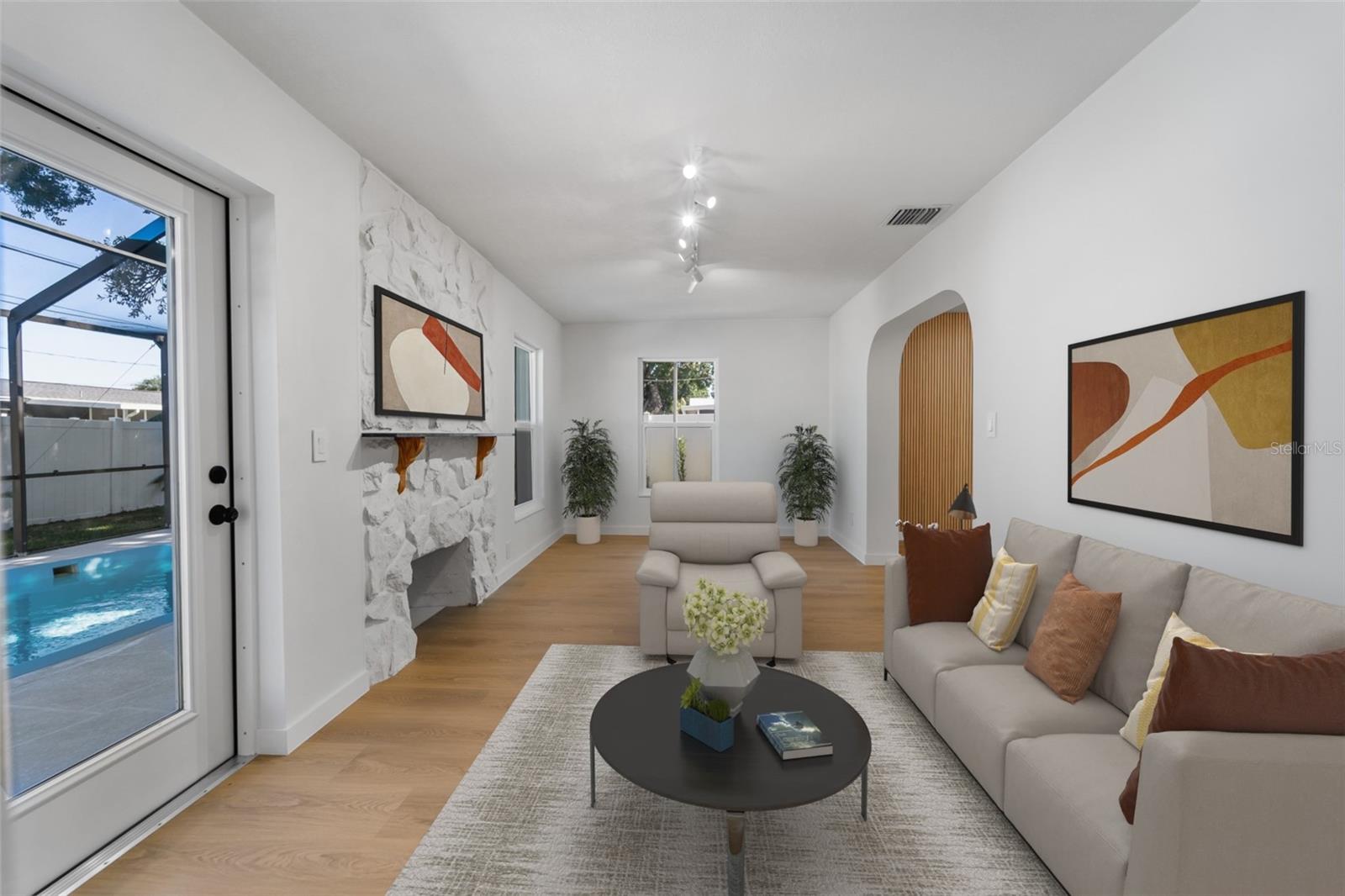WINSTON PARK - Residential