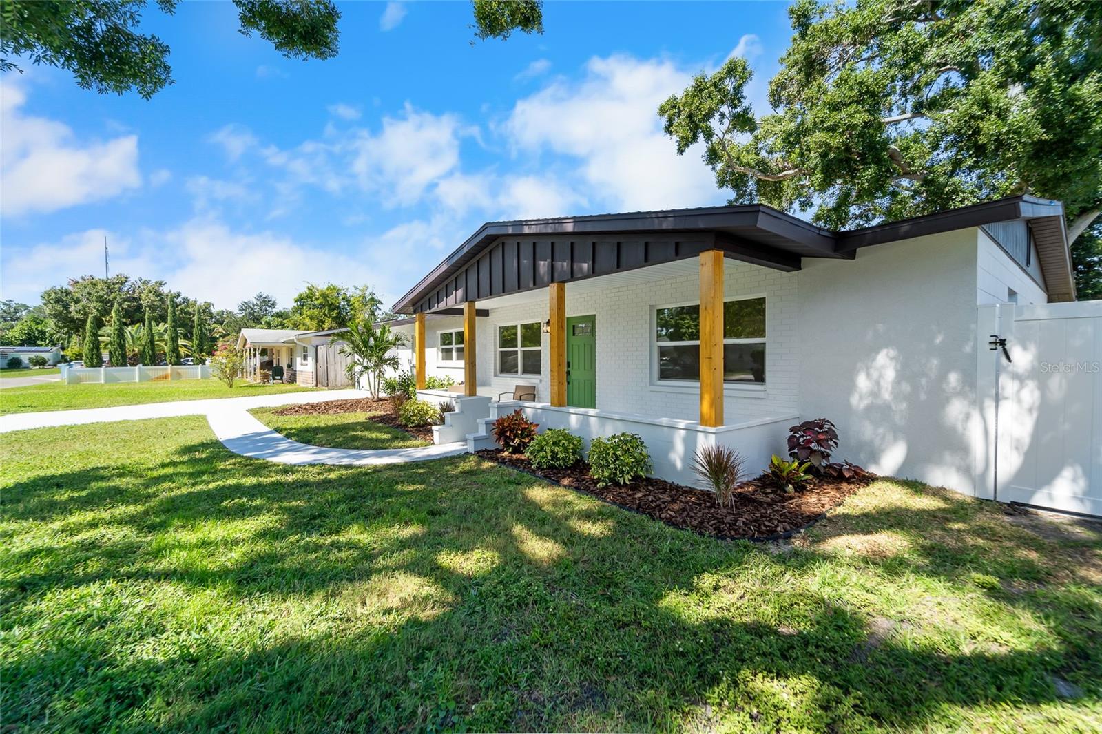 WINSTON PARK - Residential
