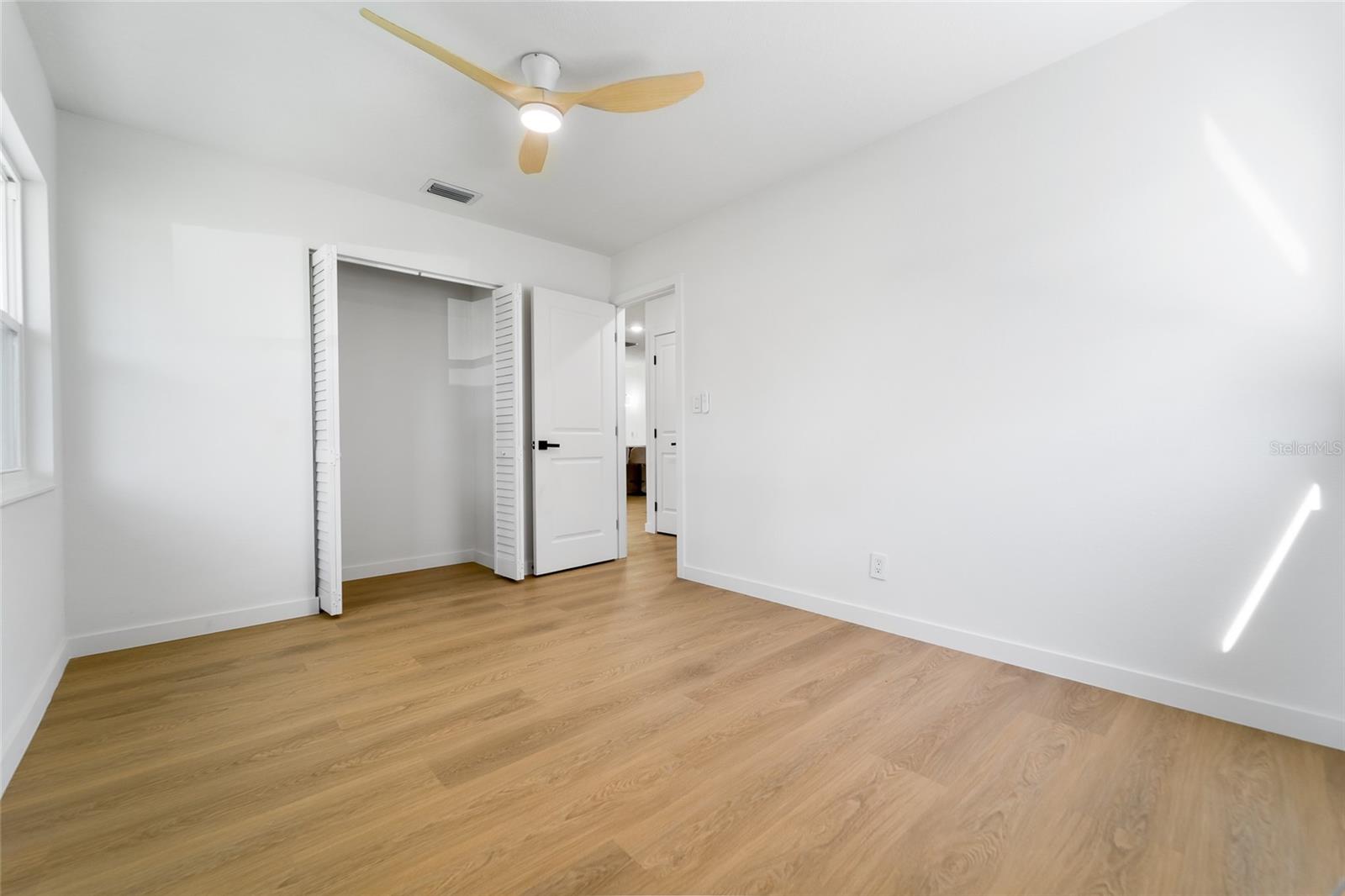 WINSTON PARK - Residential