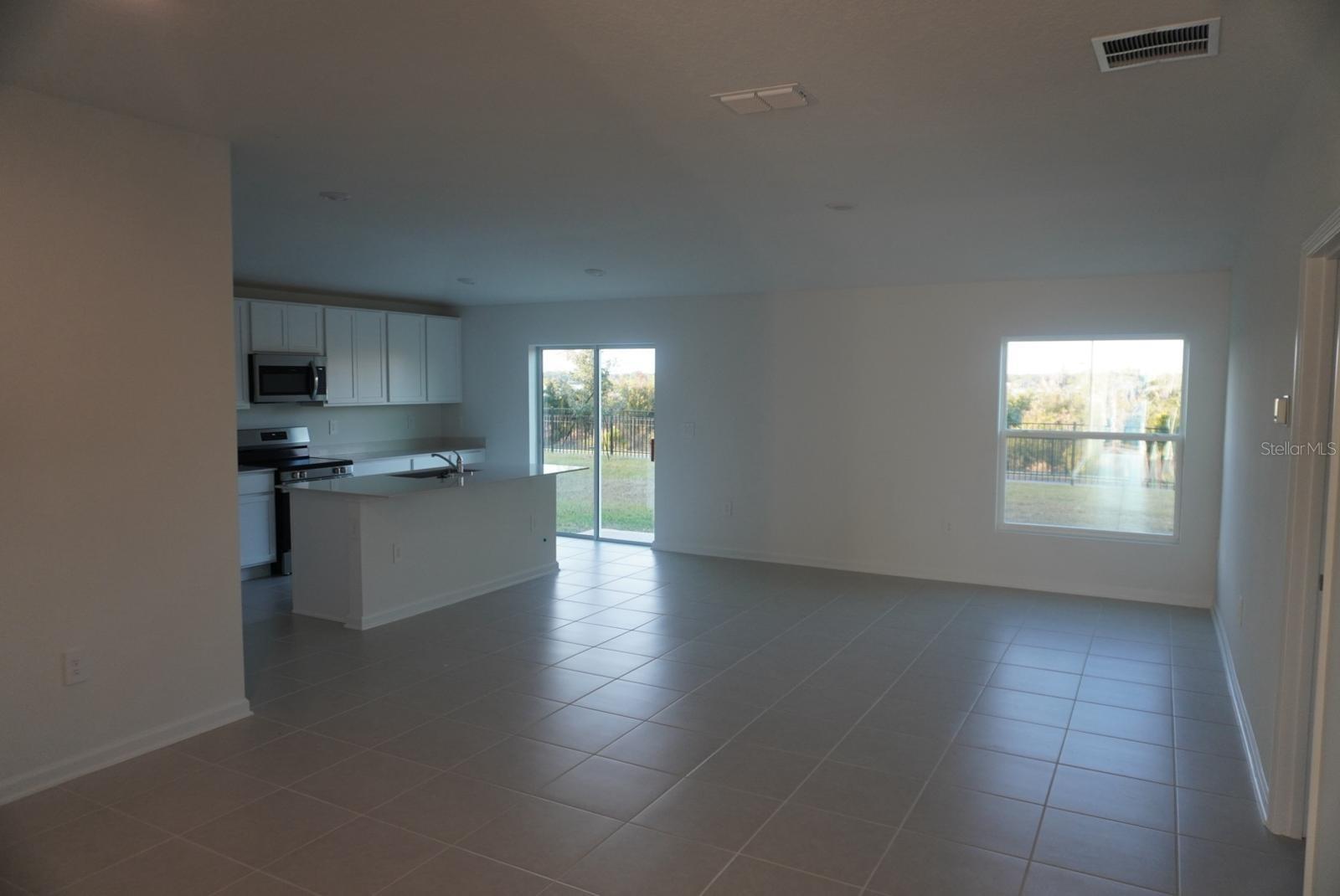 GUM LAKE 50'S - Residential Lease