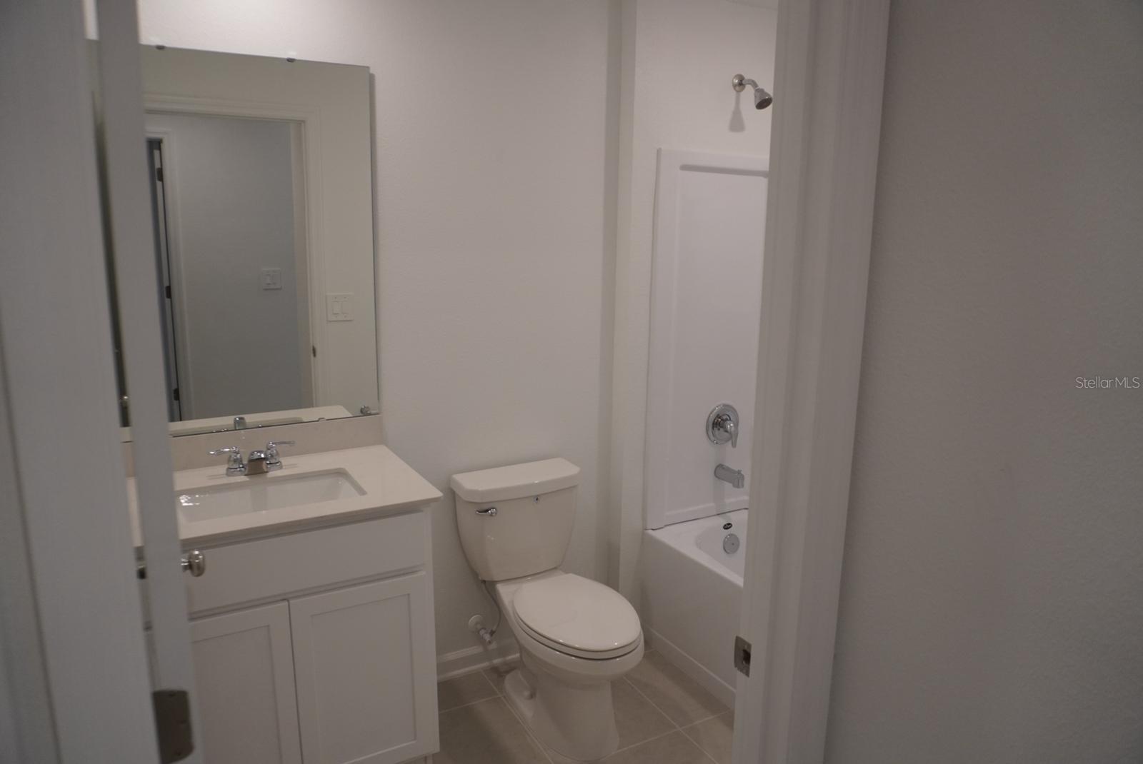 GUM LAKE 50'S - Residential Lease