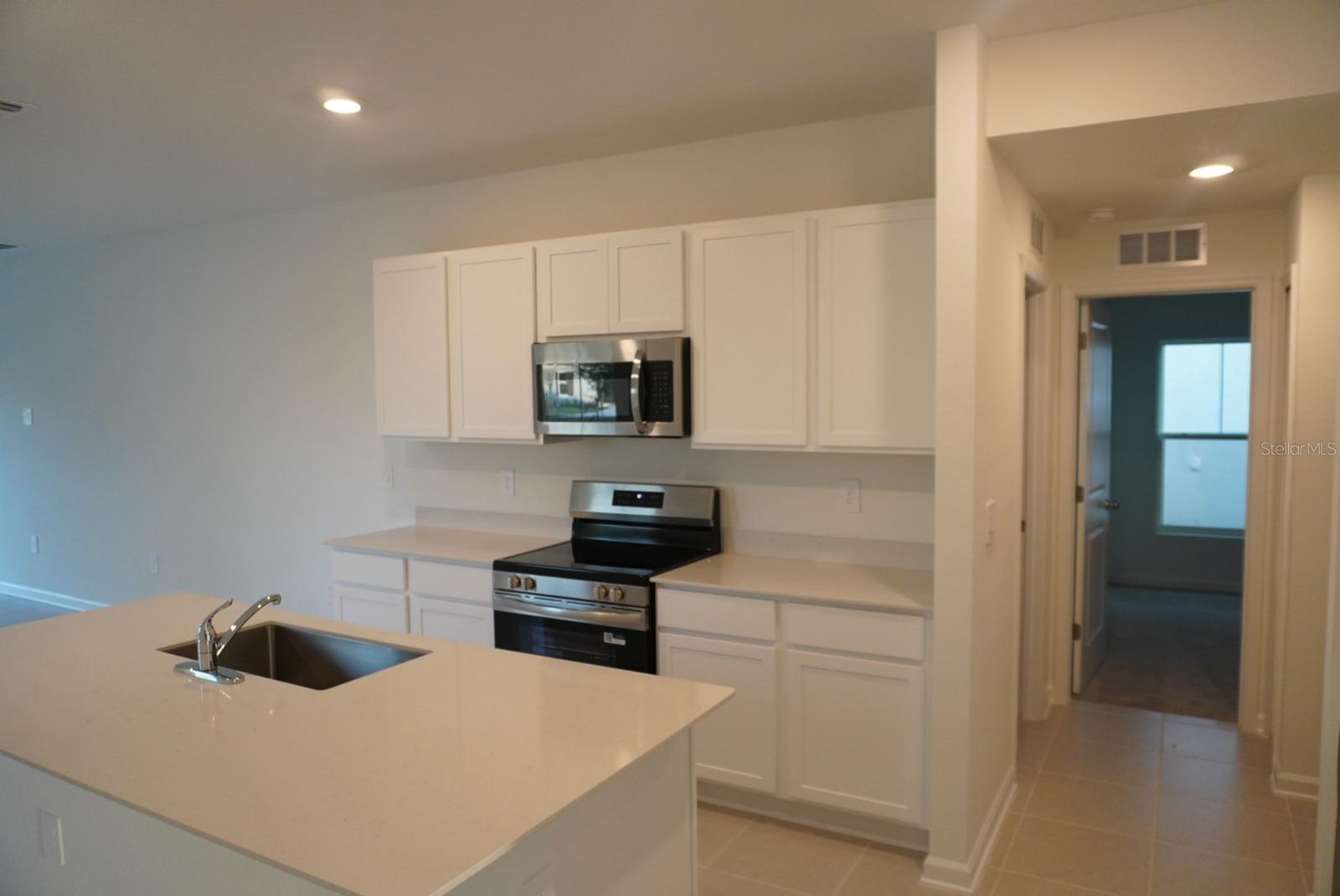 GUM LAKE 50'S - Residential Lease