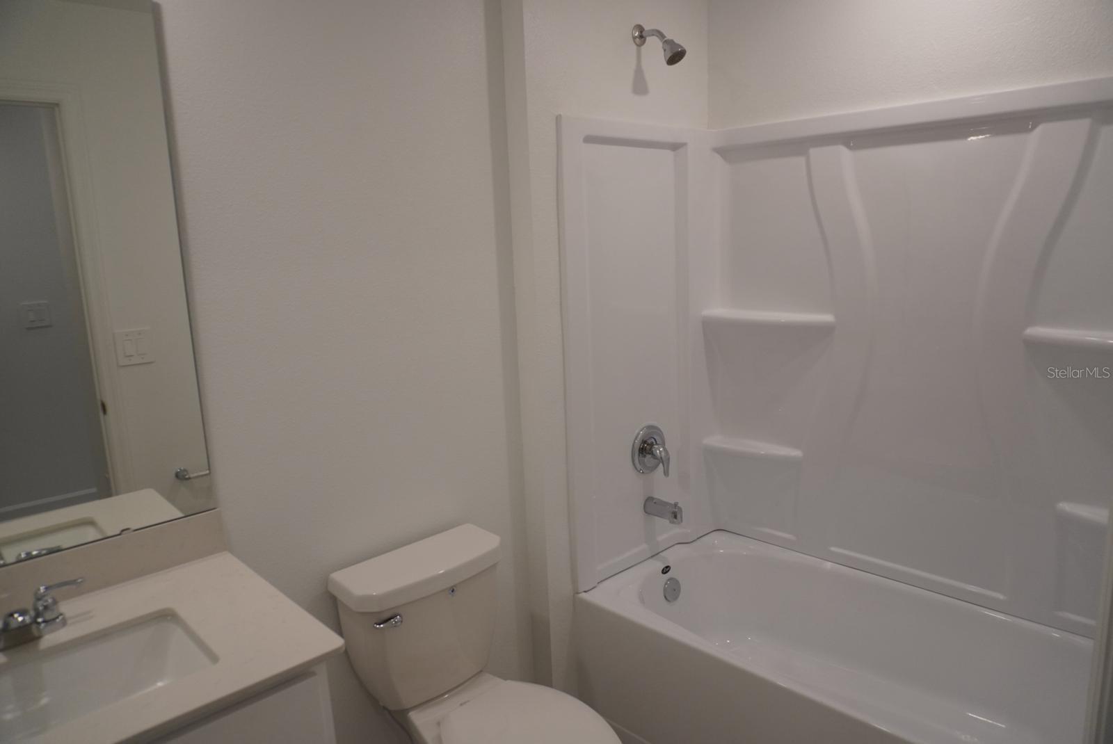 GUM LAKE 50'S - Residential Lease