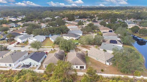 A home in GIBSONTON