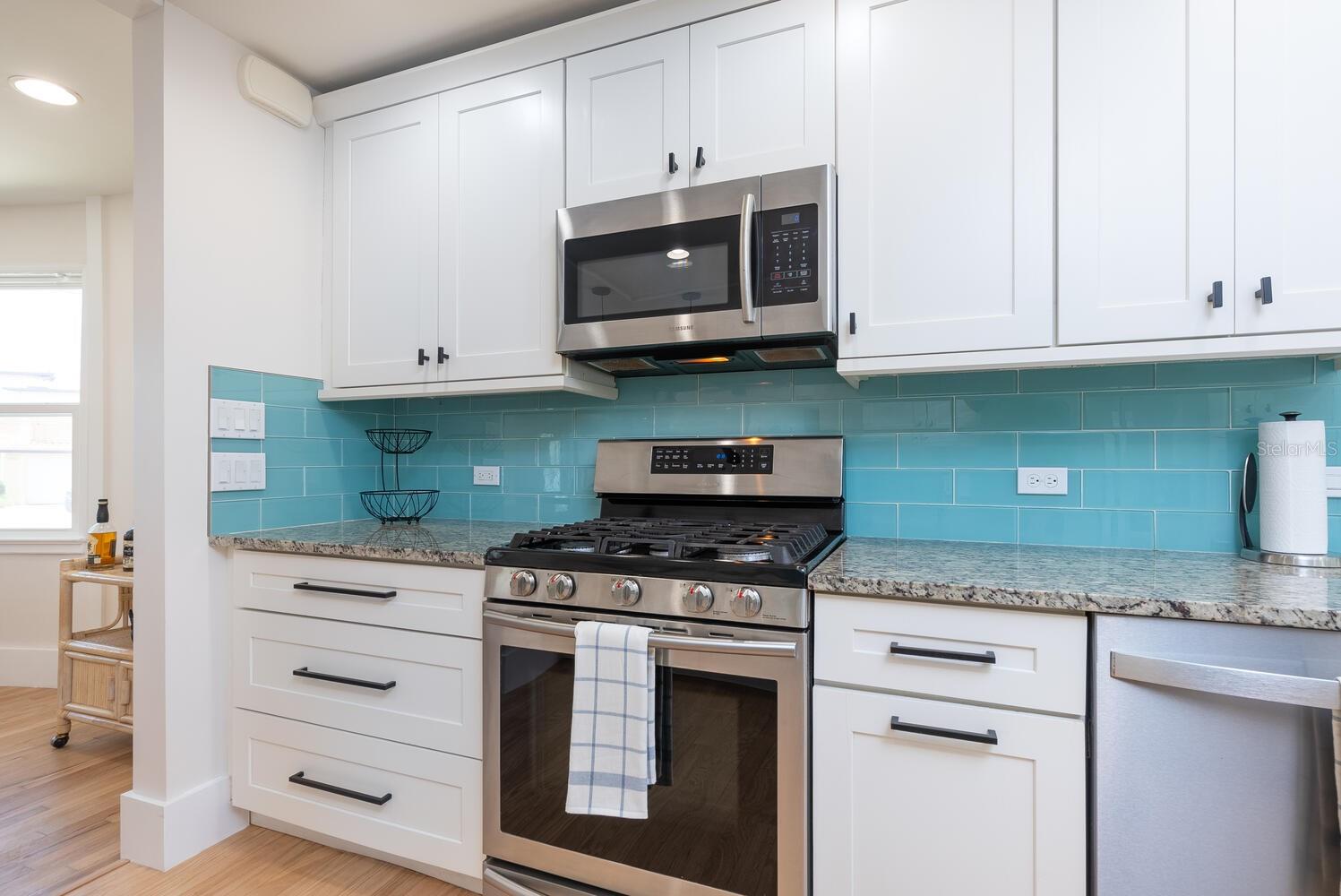 HUDSON BAYOU - Residential