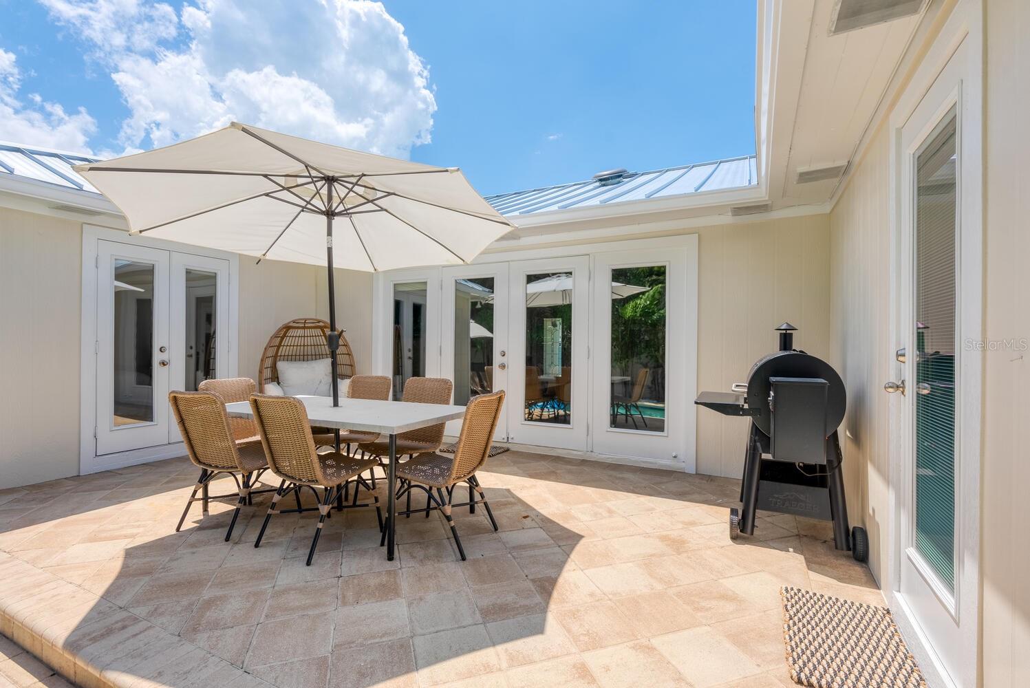 HUDSON BAYOU - Residential