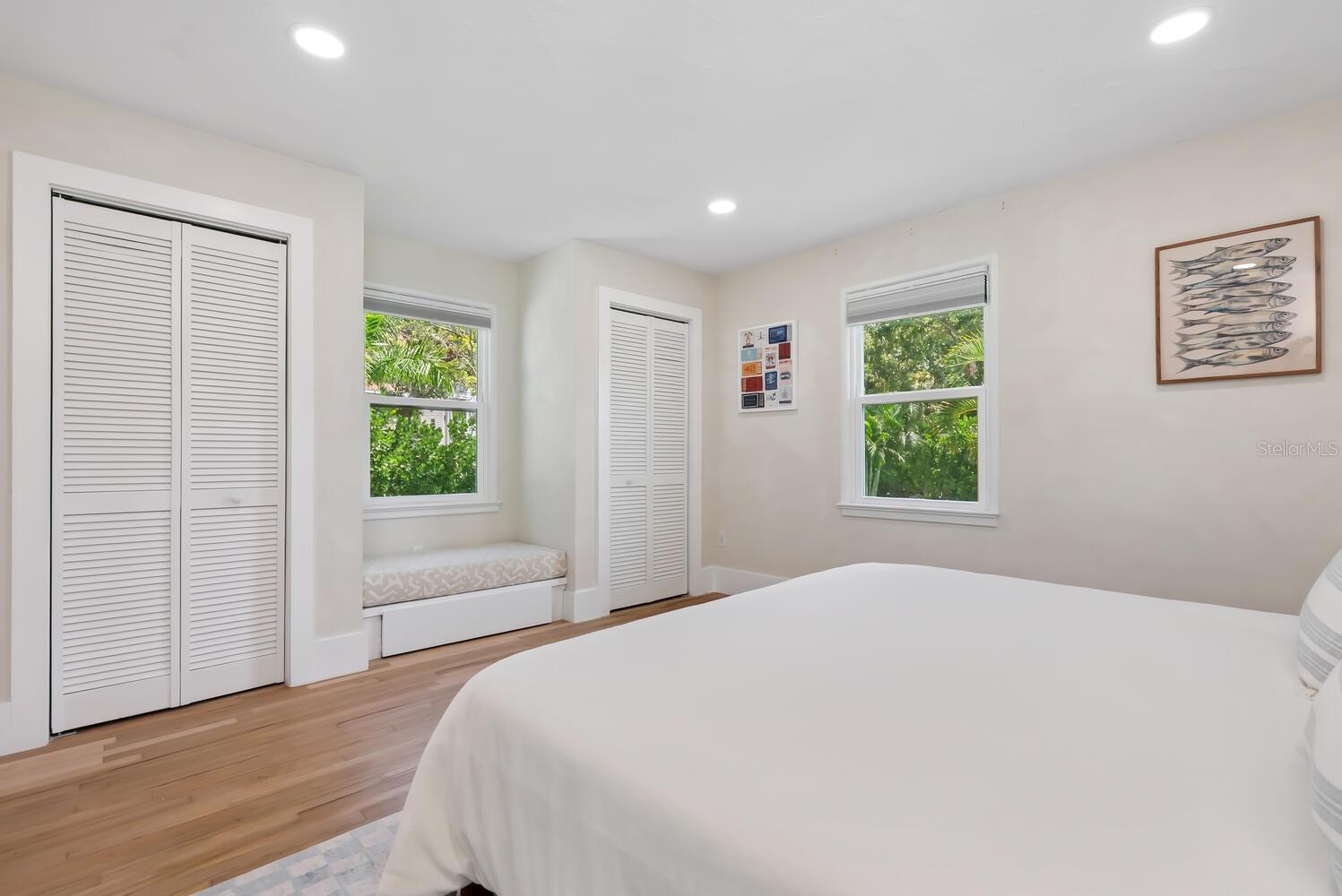 HUDSON BAYOU - Residential