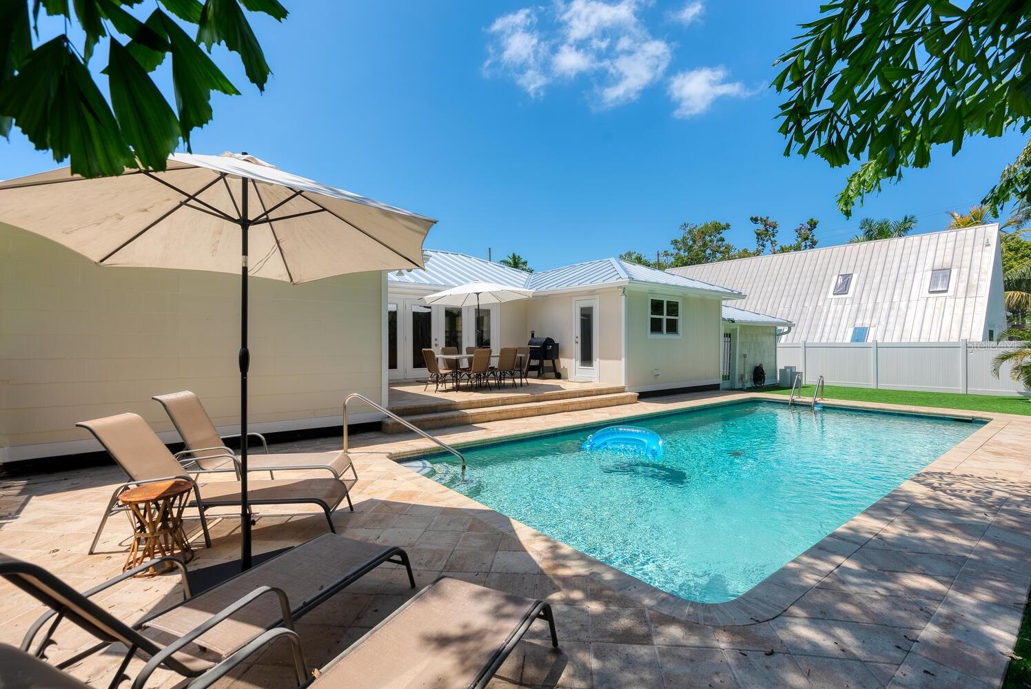 HUDSON BAYOU - Residential