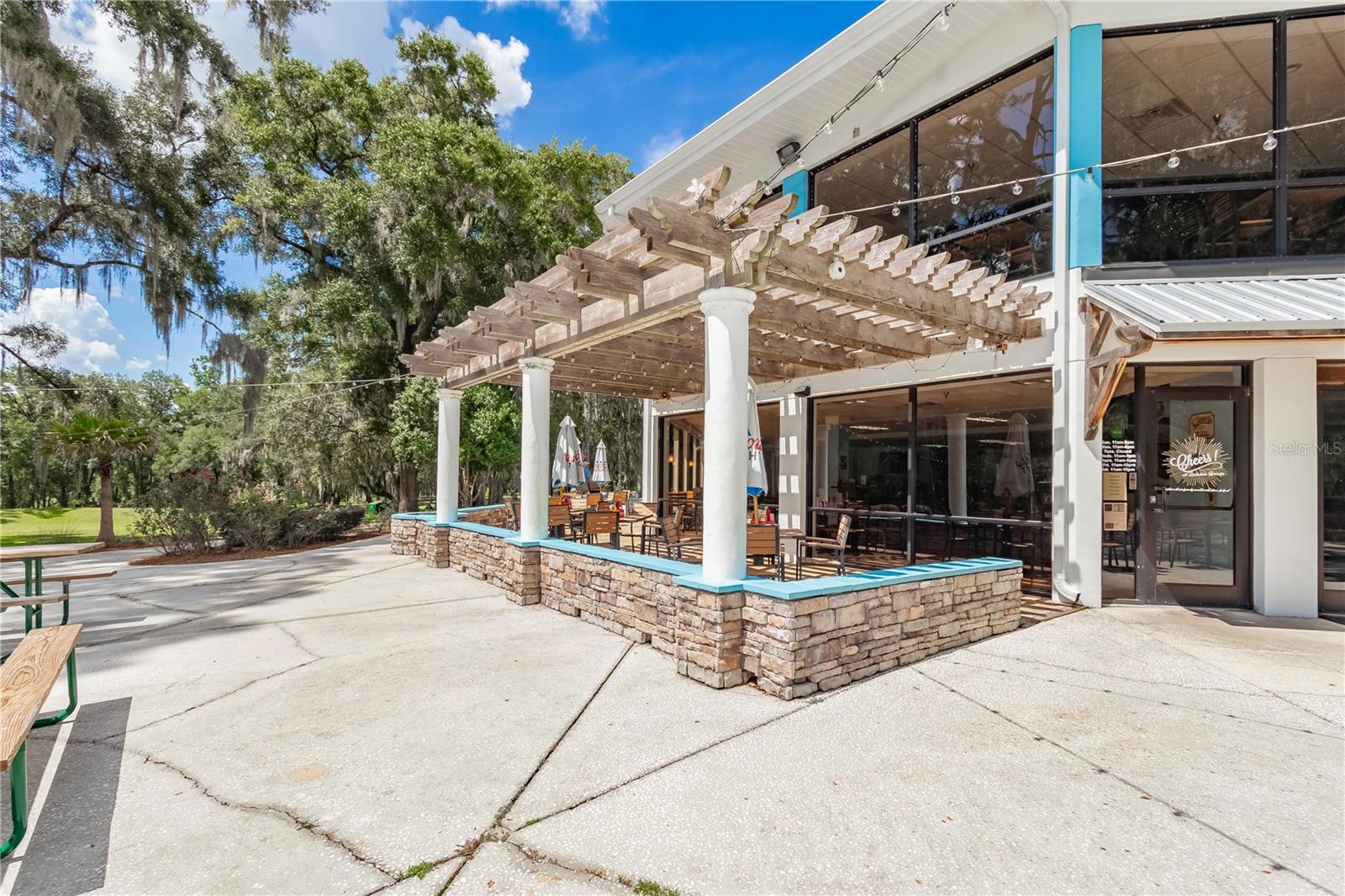 RAINBOW SPGS COUNTRY CLUB ESTATE - Residential