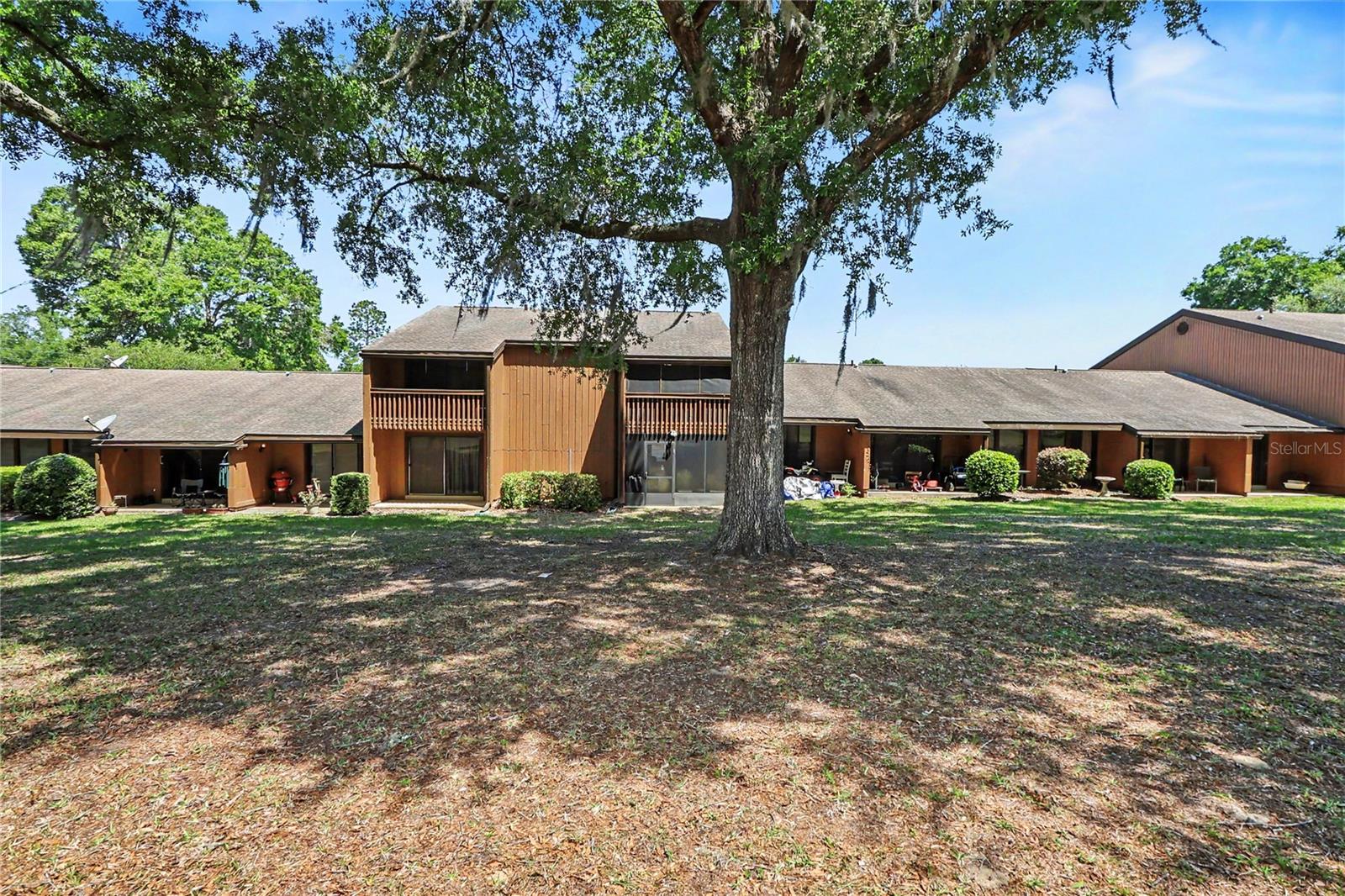 RAINBOW SPGS COUNTRY CLUB ESTATE - Residential