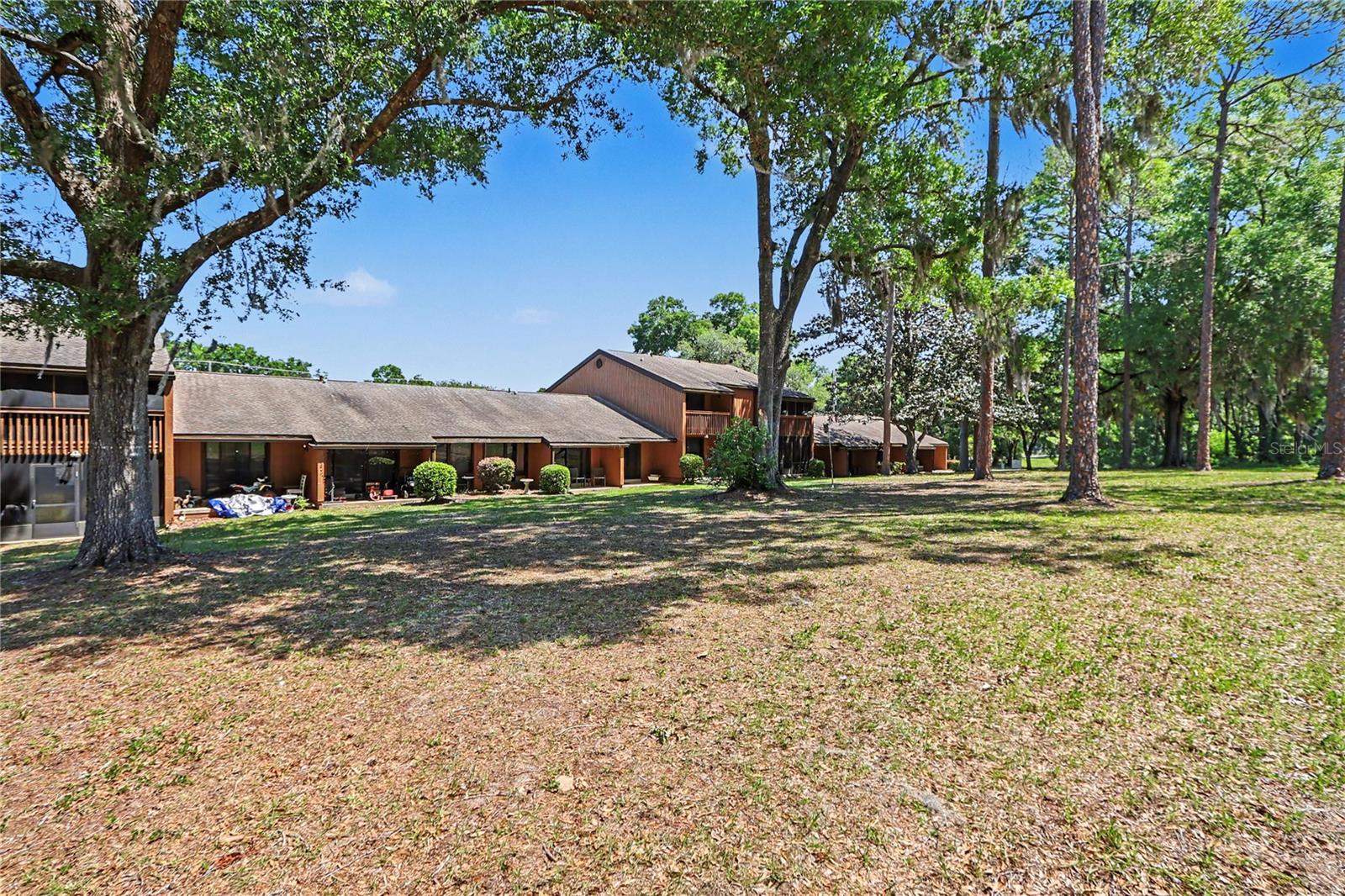 RAINBOW SPGS COUNTRY CLUB ESTATE - Residential