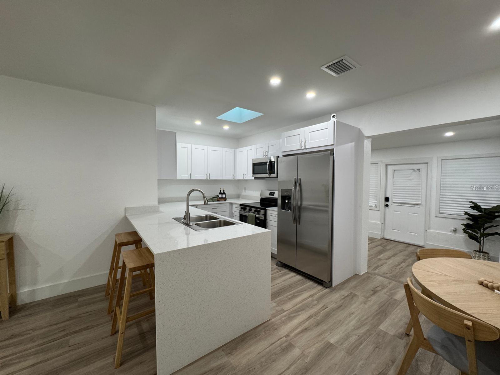 PORT CHARLOTTE SEC 033 - Residential Lease