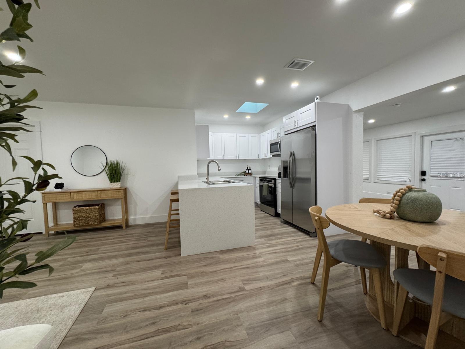 PORT CHARLOTTE SEC 033 - Residential Lease