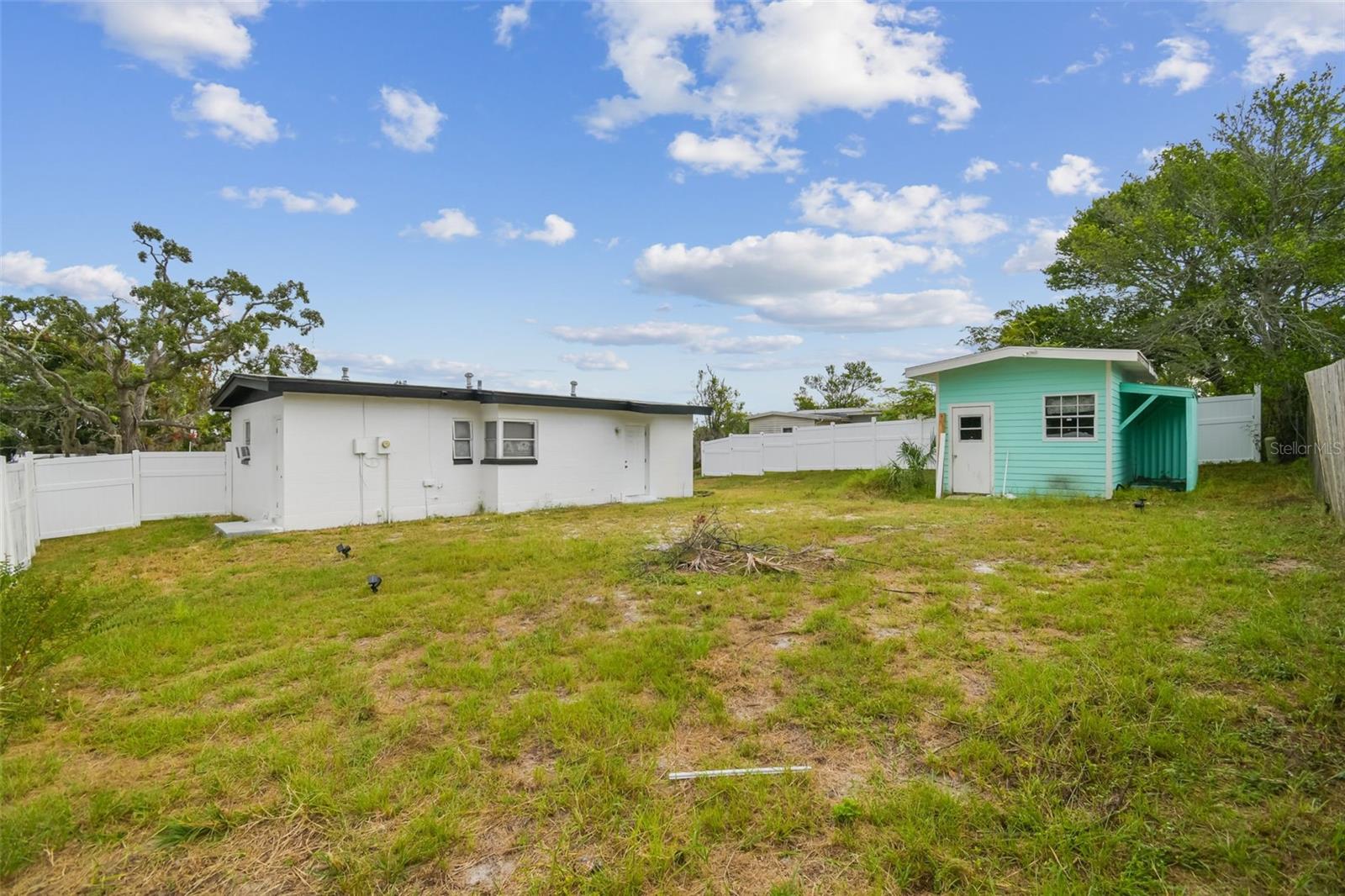SPRING HILL - Residential