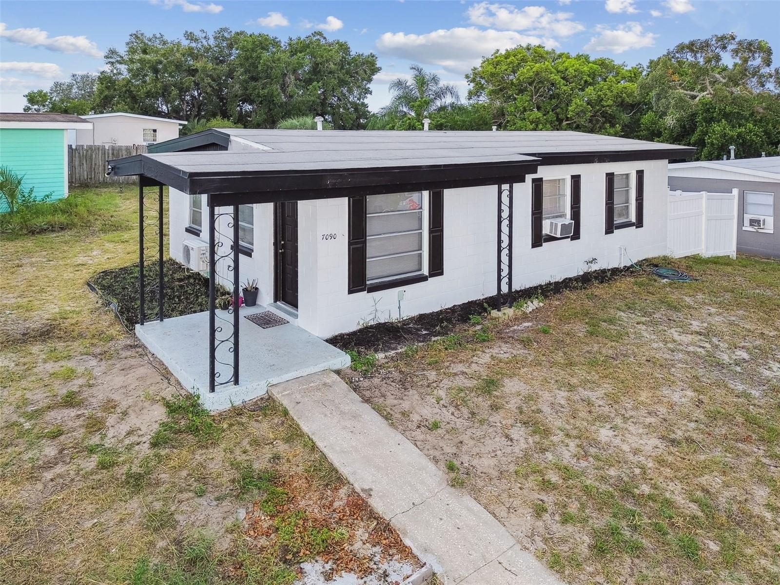 SPRING HILL - Residential