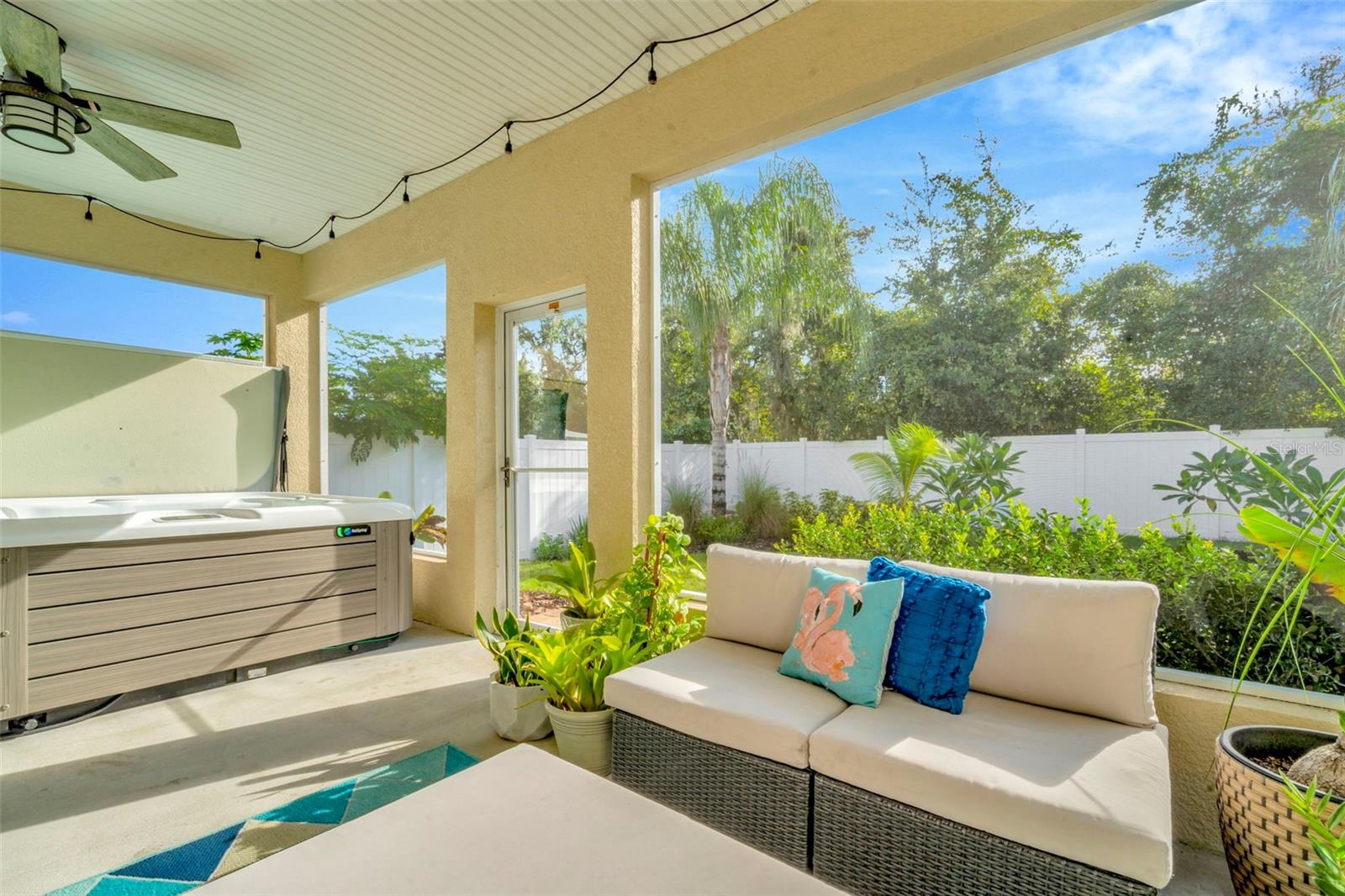 121 LACEWING PLACE