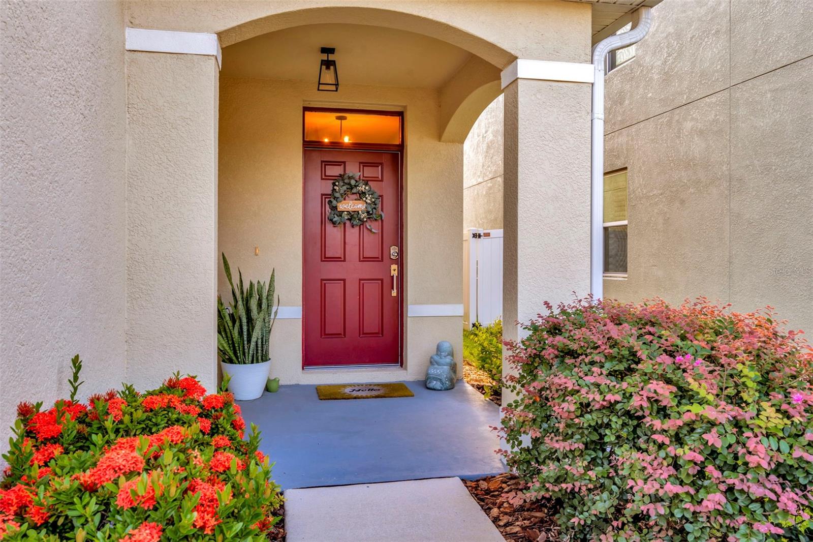 121 LACEWING PLACE