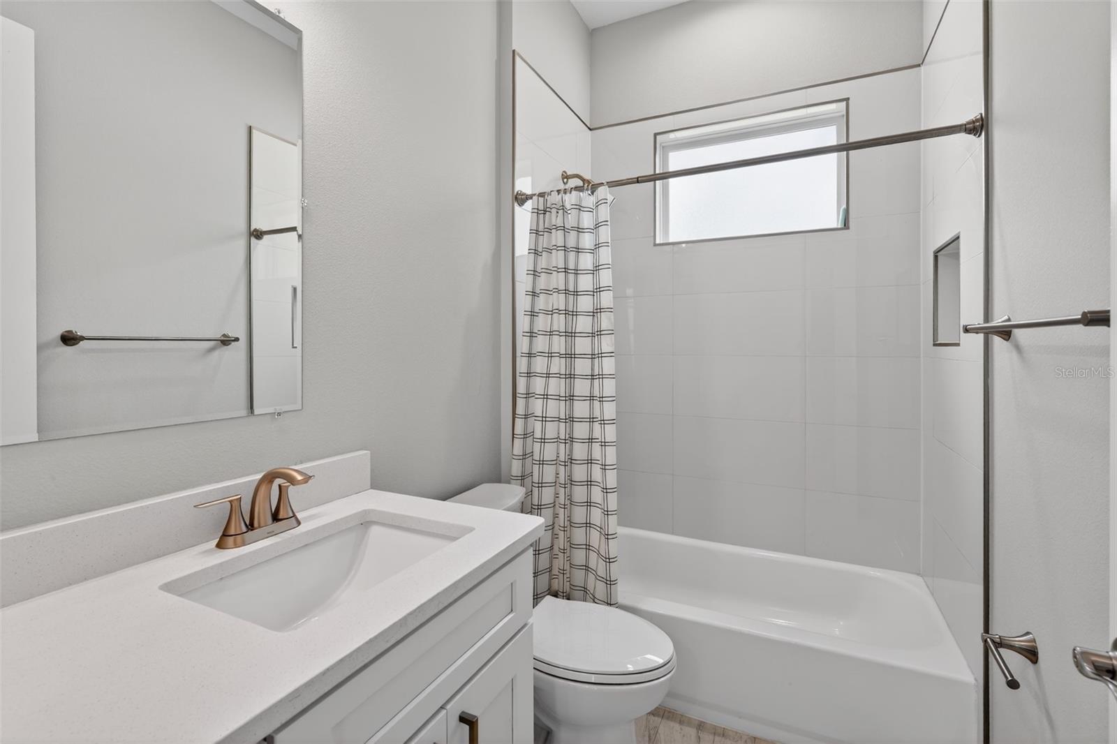 LAUREATE PARK PH 7 - Residential