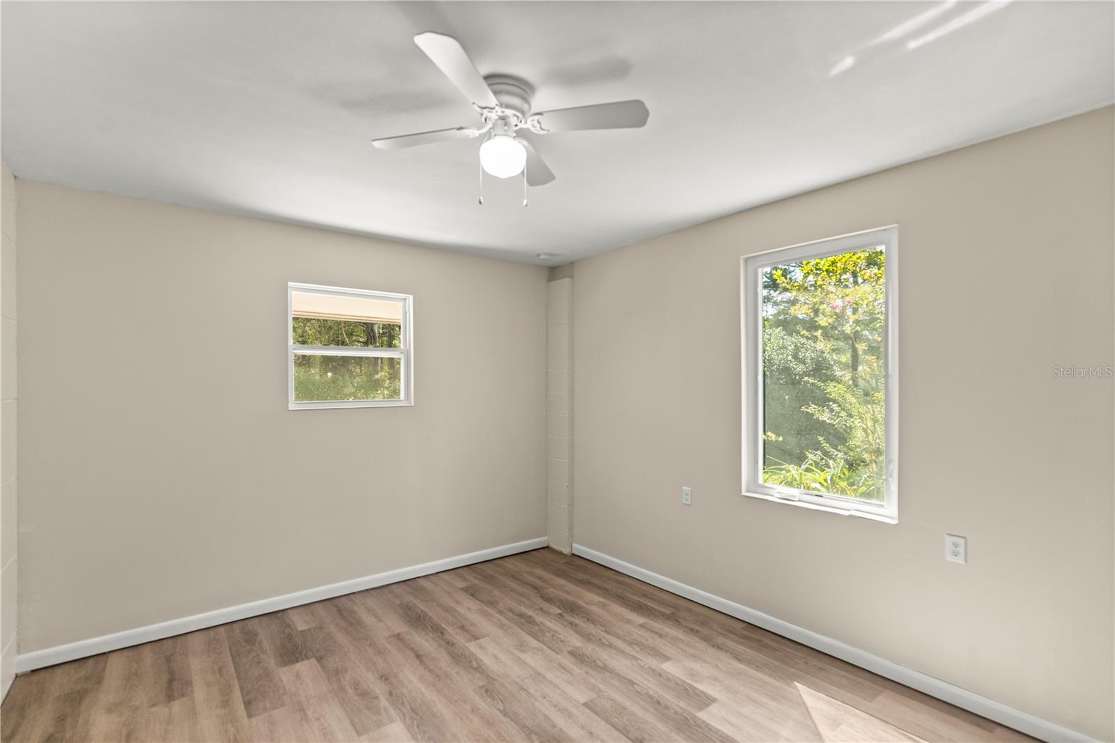 RAINBOW ACRES 01 - Residential Lease