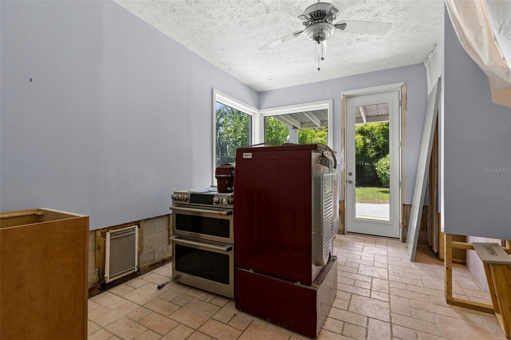 Photo of 163 Barbados Avenue, Tampa, FL 33606 (MLS # TB8404682)