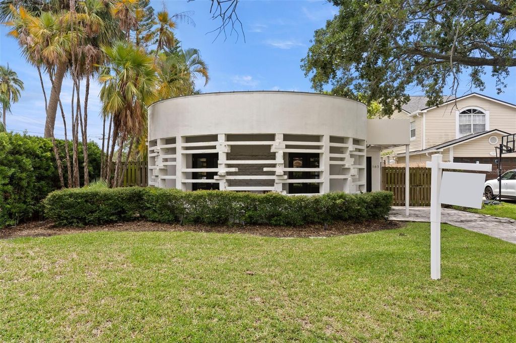 Photo of 163 Barbados Avenue, Tampa, FL 33606 (MLS # TB8404682)