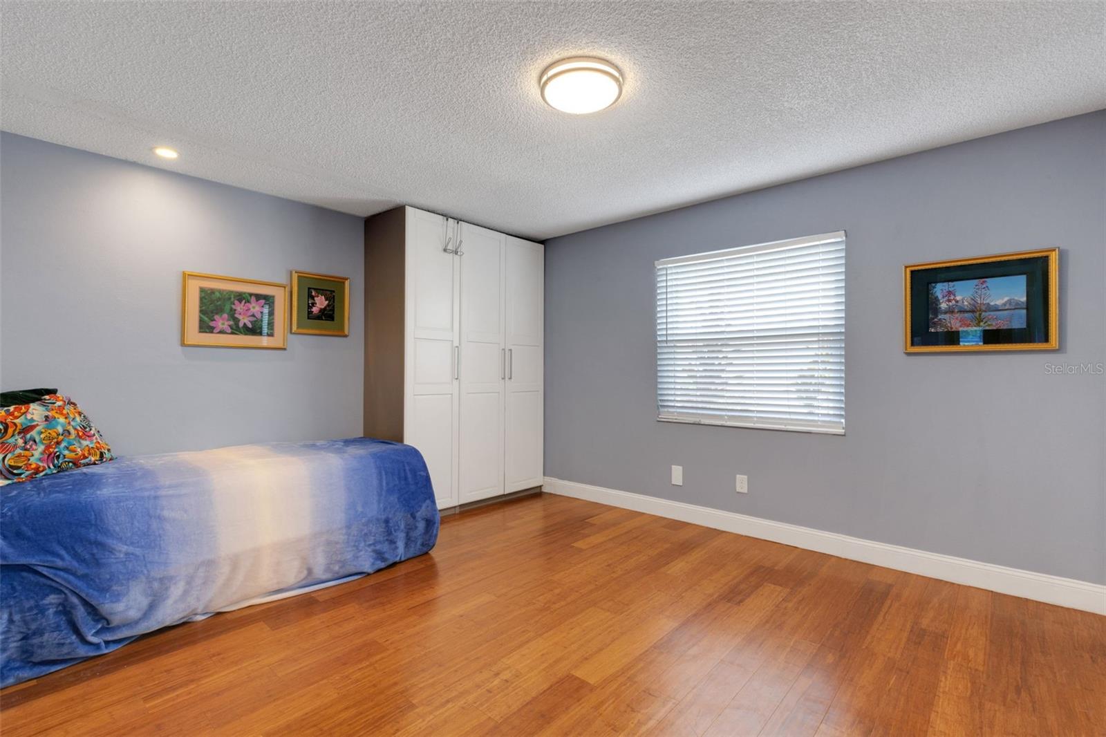 HIGHLAND LAKES - GREENVIEW VILLAS CONDO I - Residential