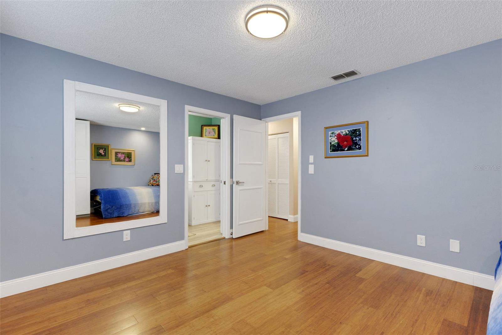HIGHLAND LAKES - GREENVIEW VILLAS CONDO I - Residential