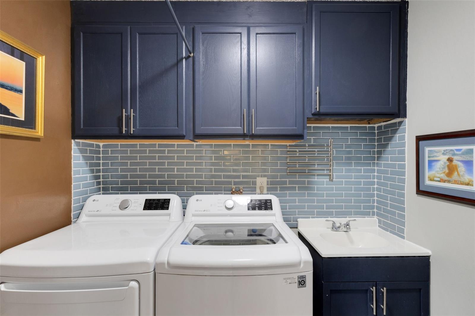 HIGHLAND LAKES - GREENVIEW VILLAS CONDO I - Residential