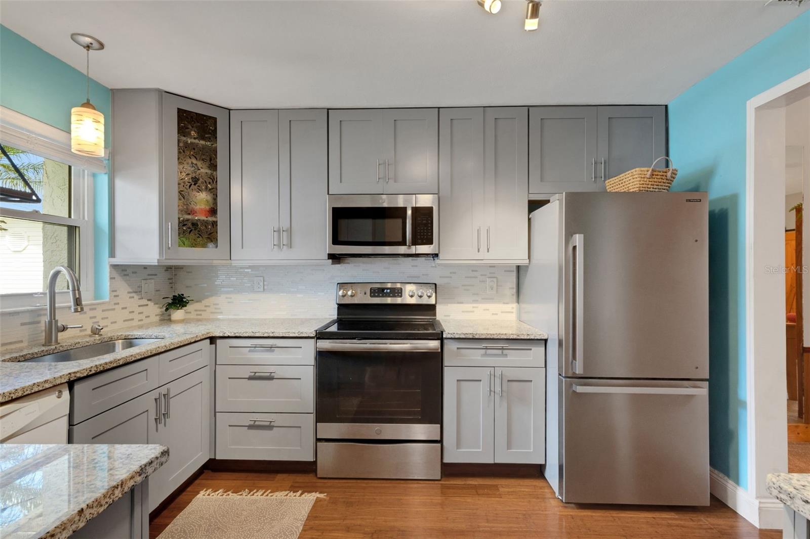 HIGHLAND LAKES - GREENVIEW VILLAS CONDO I - Residential