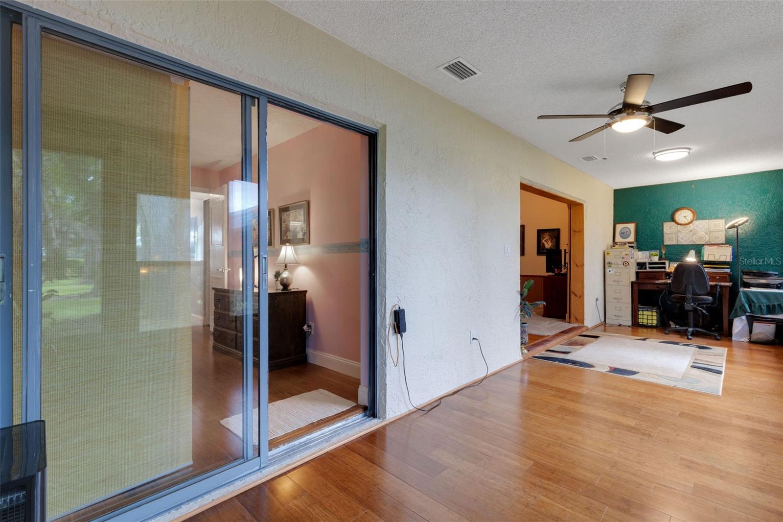 HIGHLAND LAKES - GREENVIEW VILLAS CONDO I - Residential