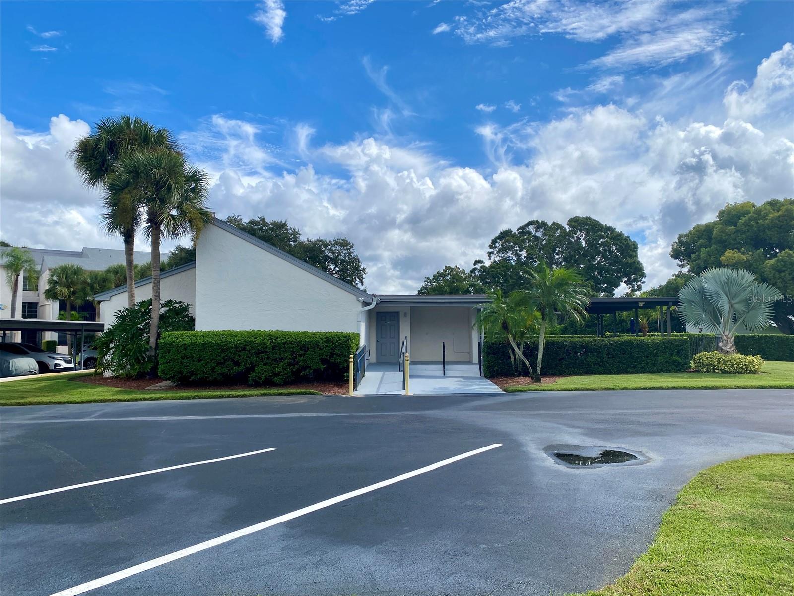 HIGHLAND LAKES - GREENVIEW VILLAS CONDO I - Residential
