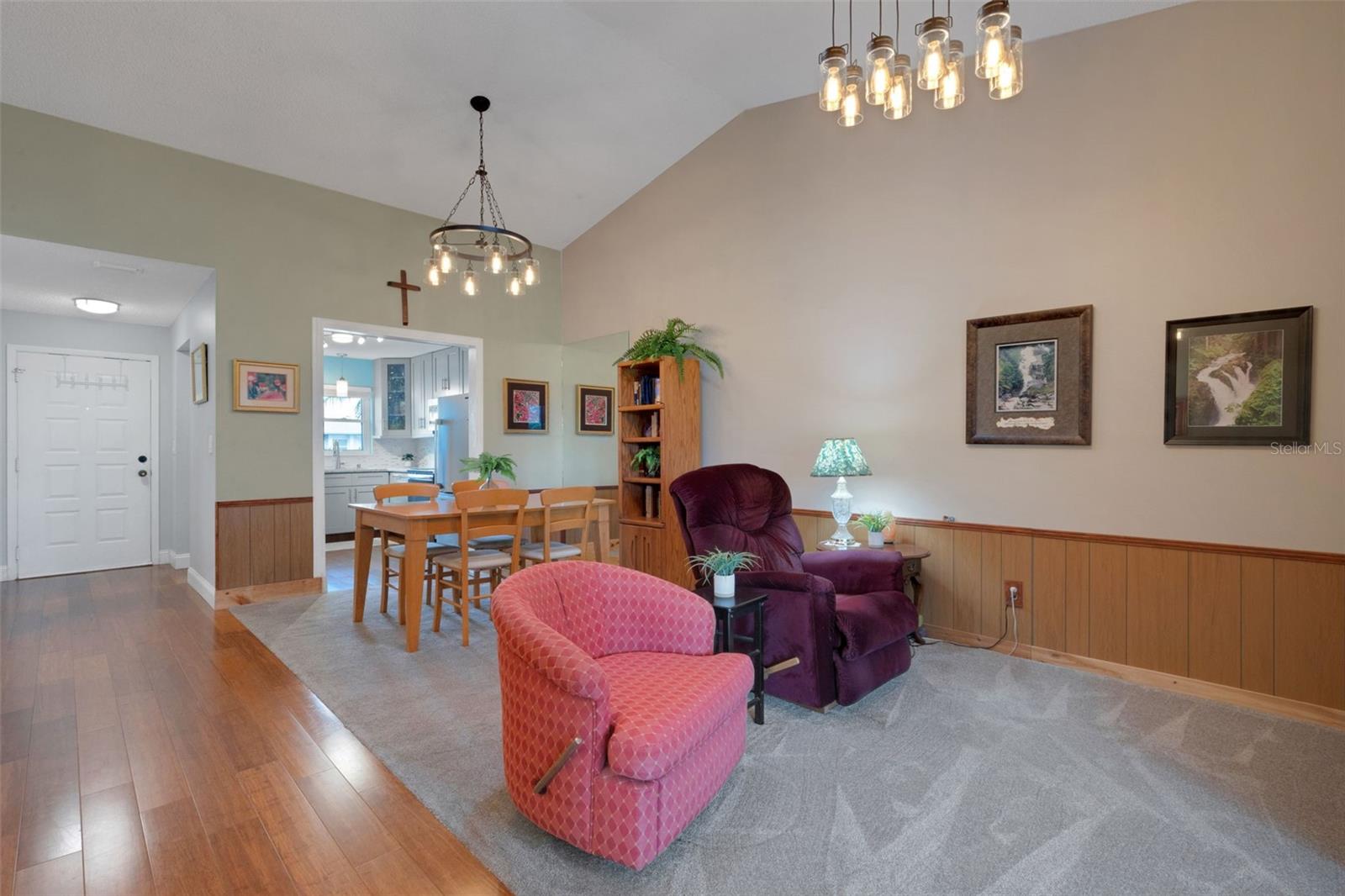 HIGHLAND LAKES - GREENVIEW VILLAS CONDO I - Residential