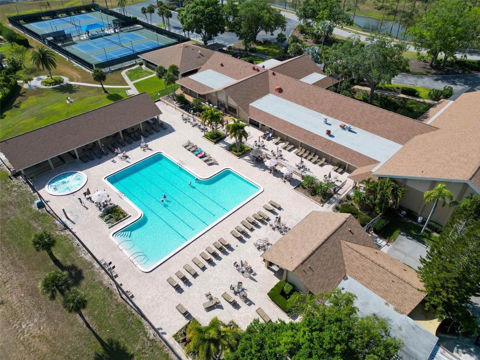 HIGHLAND LAKES - GREENVIEW VILLAS CONDO I - Residential