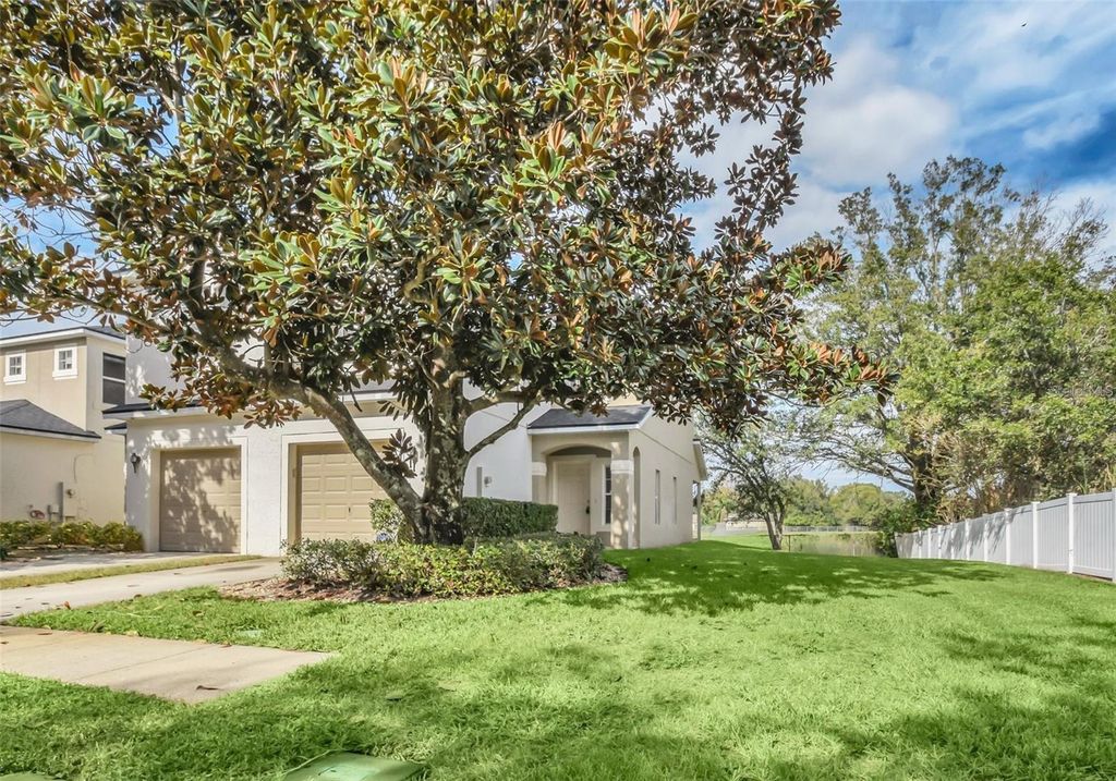 Photo of 3717 Clubside Pointe Drive, Orlando, FL 32810 (MLS # O6394479)