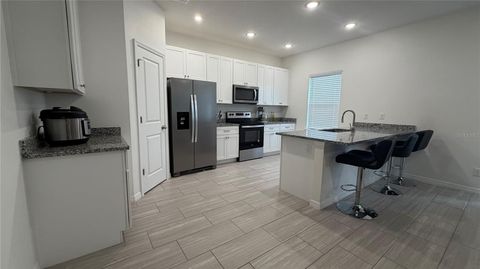 Tiny photo for 408 Cierra Oaks Circle, Lady Lake, FL 32159 (MLS # O6409733)
