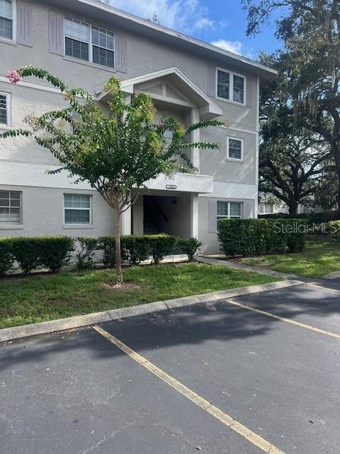 Fabulous Location!! 2-bedroom, 1.5-bathroom unit is ideally located just minutes from the University of South Florida (USF) and is conveniently situated on the USF shuttle run, making it a perfect location for everyone . The unit boasts several appealing features, including two private screened-in porches, providing excellent spaces for relaxation. Inside, you'll find updated kitchen cabinets and countertops, along with attractive laminate and vinyl flooring throughout the interior, with the exception of the stairs. Each of the two bedrooms offers ample storage with double closets, and for your convenience, a washer and dryer are also included within the unit. Call today for your private viewing.