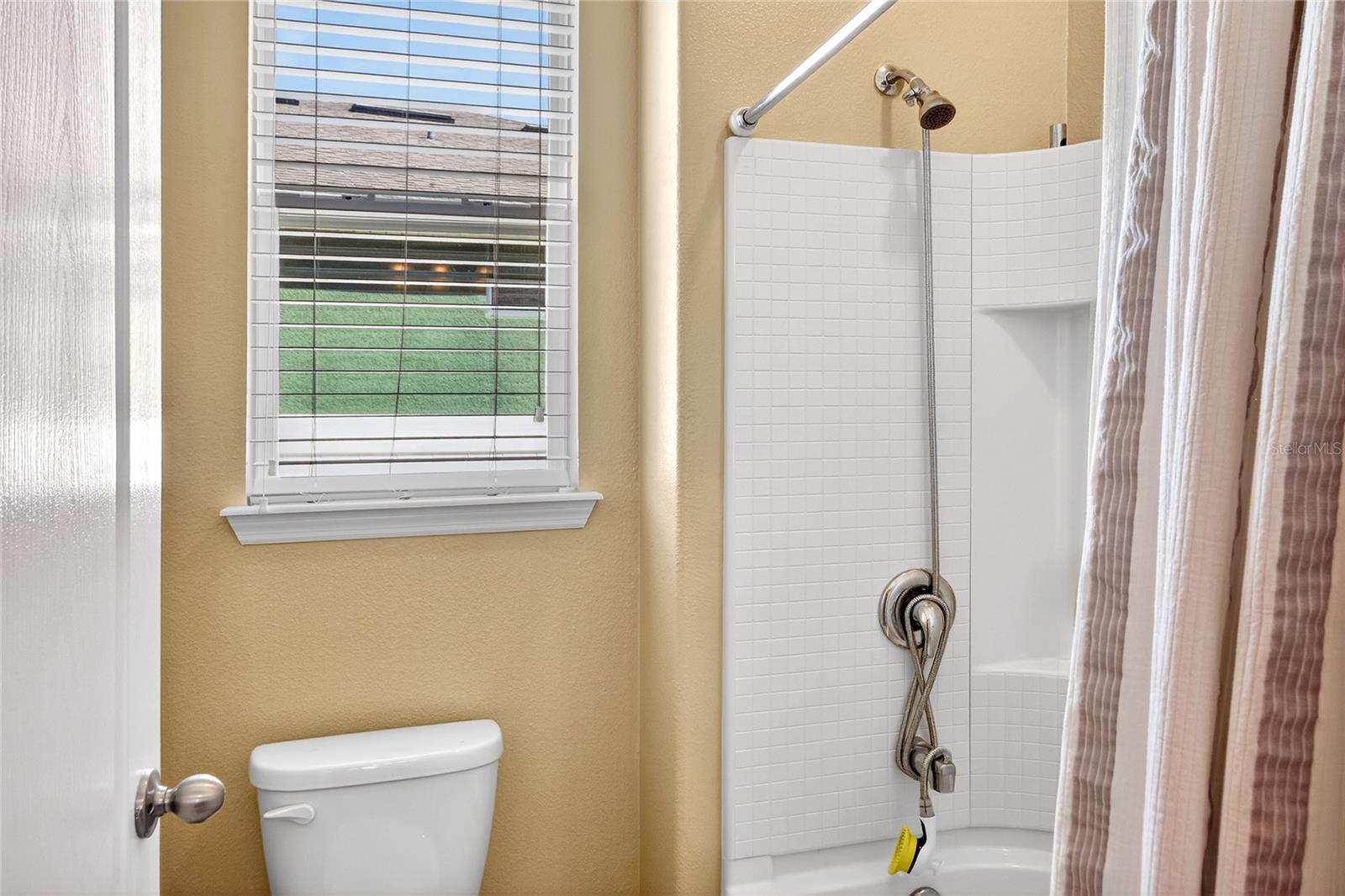 HAMPTON COVE - Residential