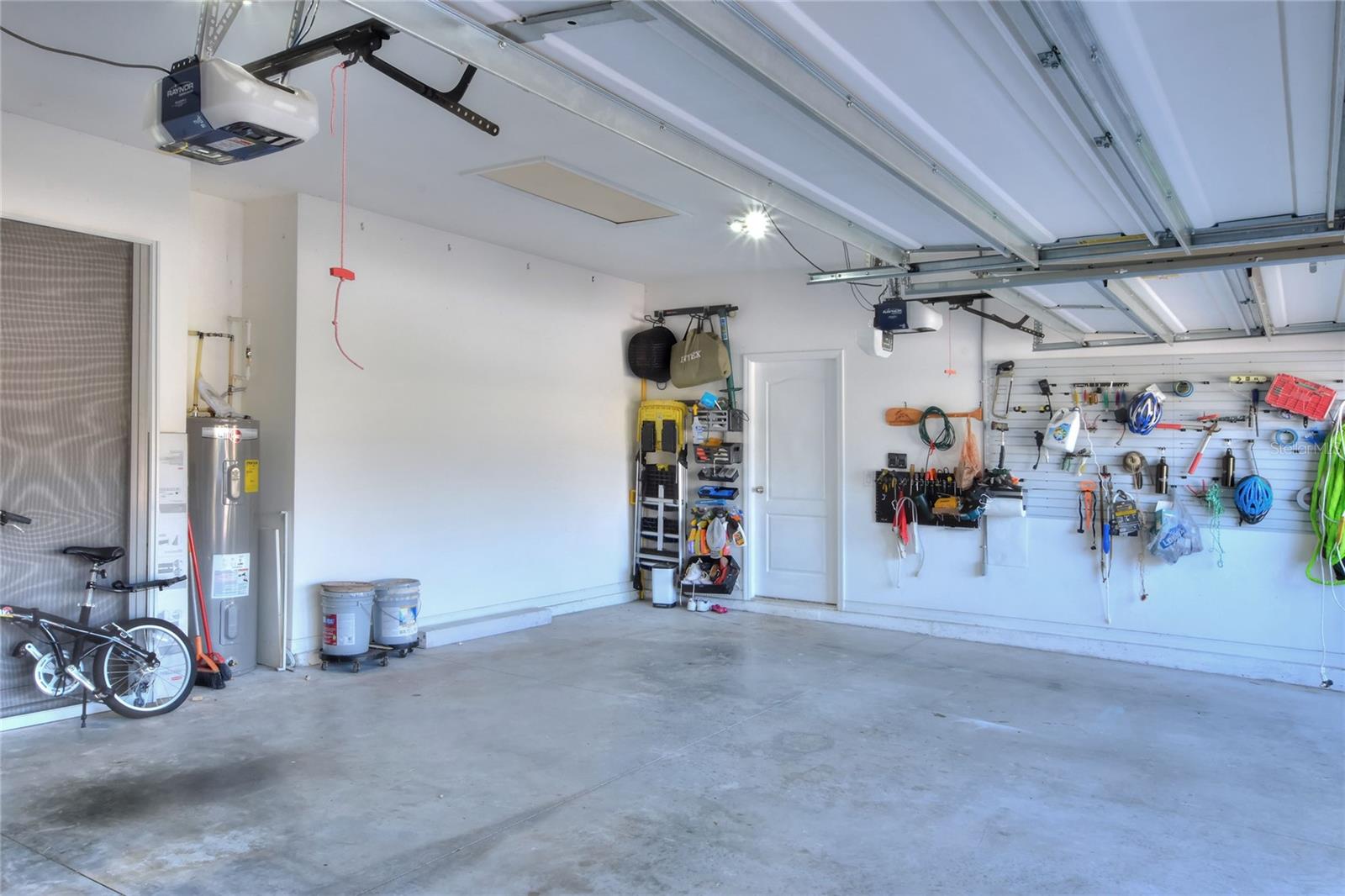 HAMPTON COVE - Residential